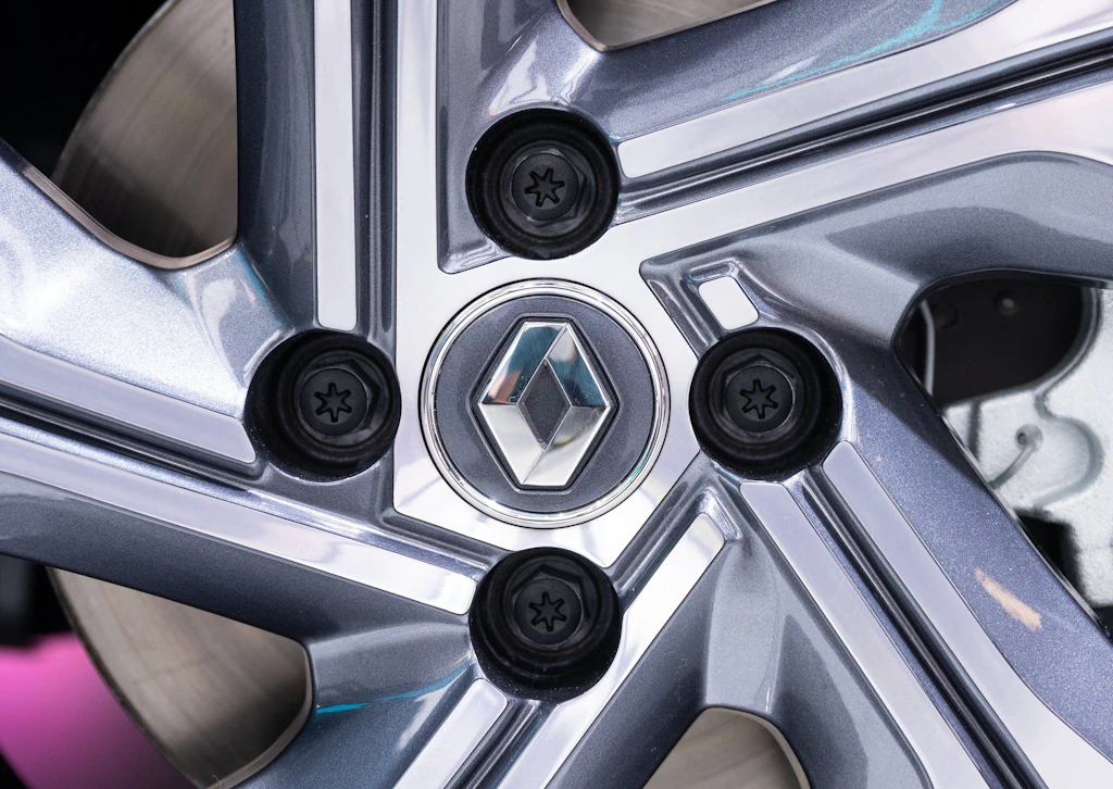 Langstreckenmunition statt Autos: Renault steigt in Drohnenproduktion ein