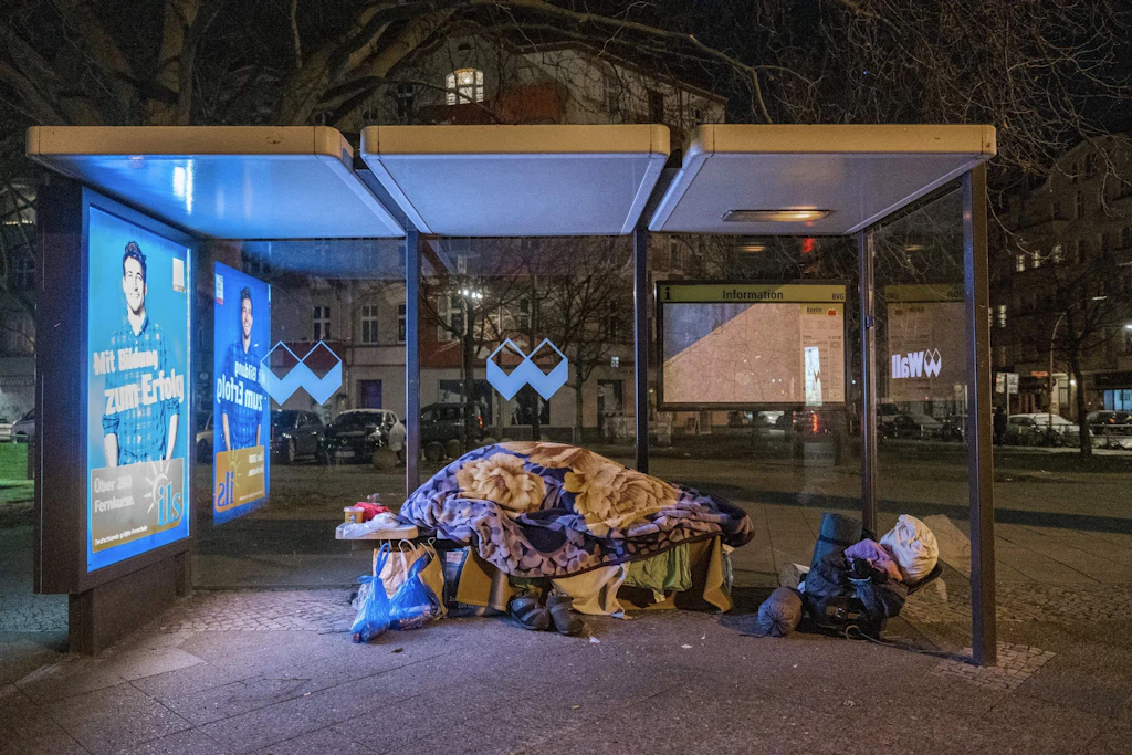 „Niemand lebt gerne im Dreck“: Wie man Obdachlosen in Berlin wirklich helfen kann