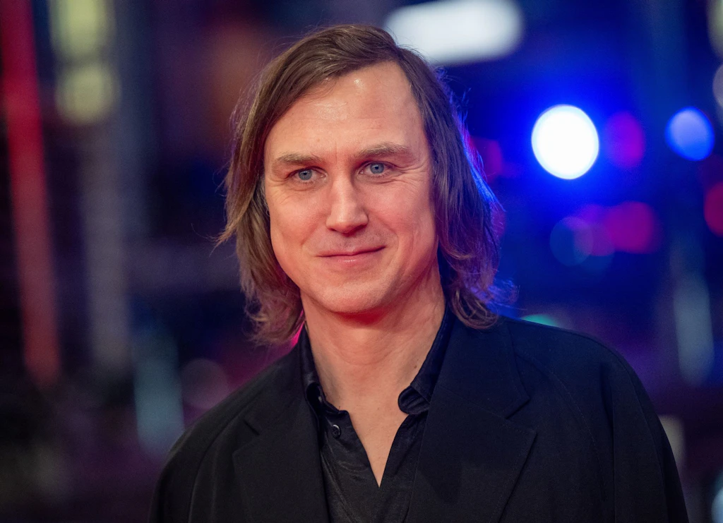 Darf sich nicht mehr ausziehen: Lars Eidinger wird 50
