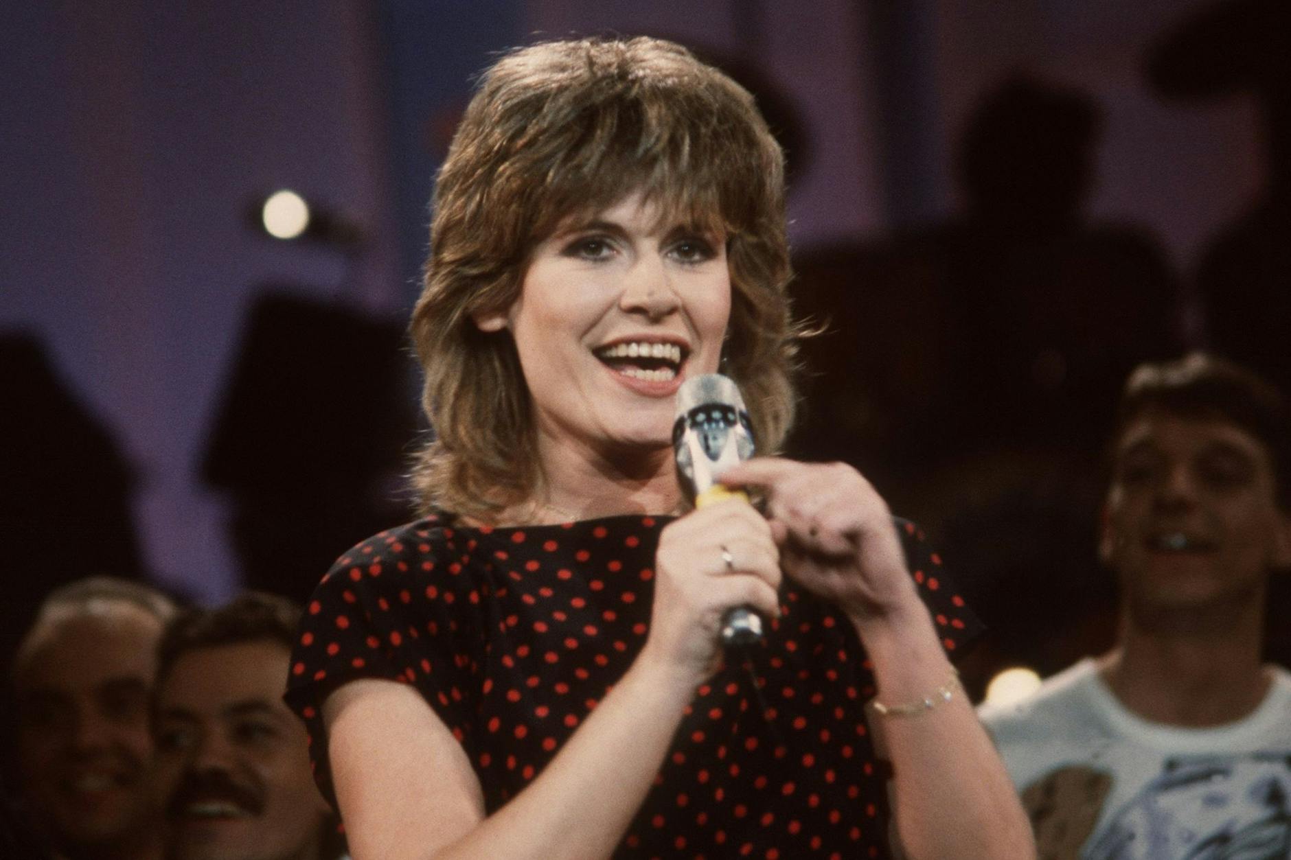 Mary Roos verbrachte ihr Leben auf der Schlager-Bühne, beendete 2019 aber die Musikkarriere.