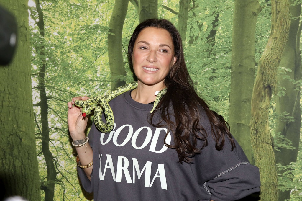 Simone-Ballack-nimmt-Asche-ihres-Sohnes-mit-ins-Dschungelcamp-2026