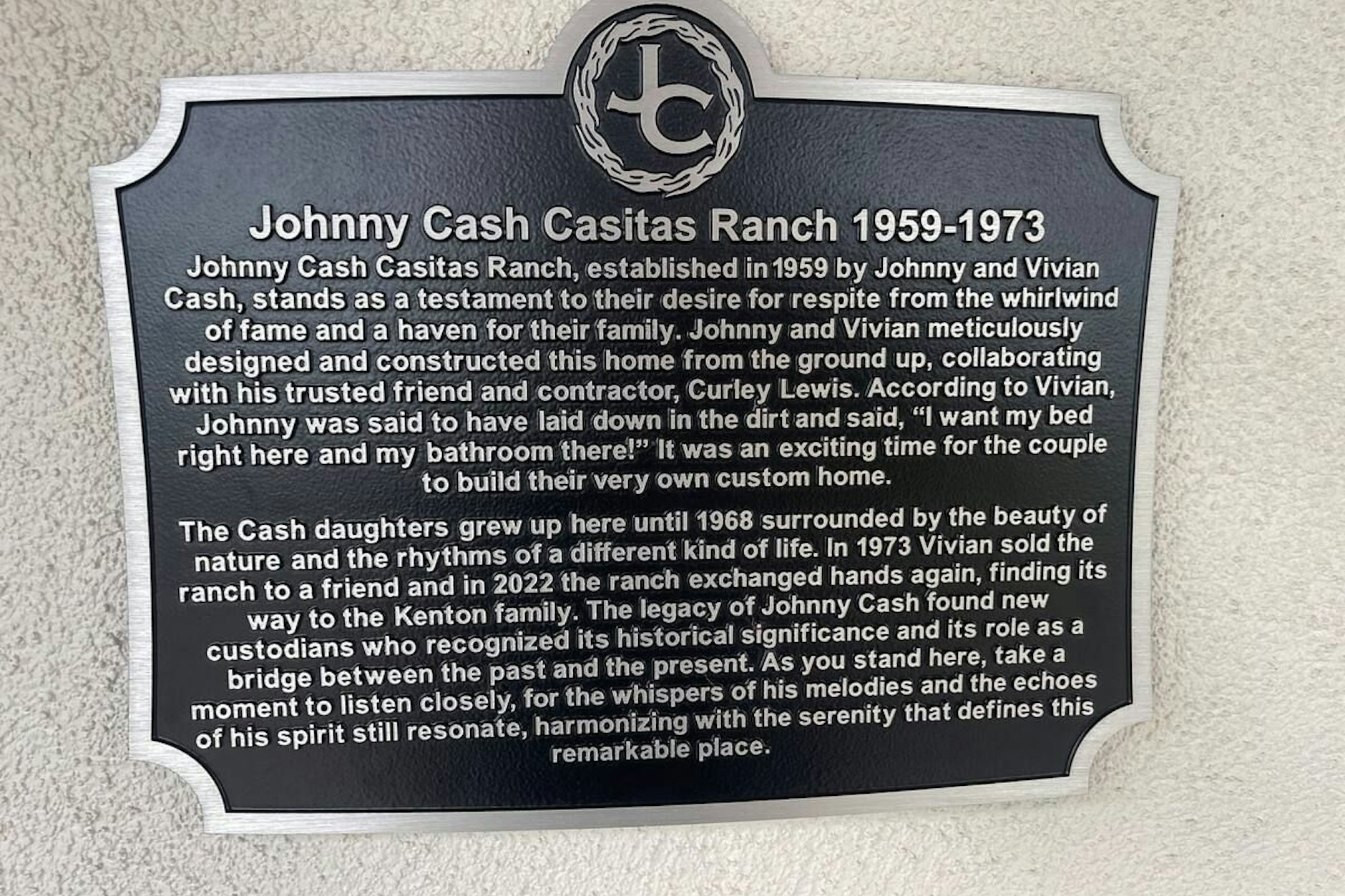 Dieses Schild hängt am Eingang von Johnny Cashs Villa. 