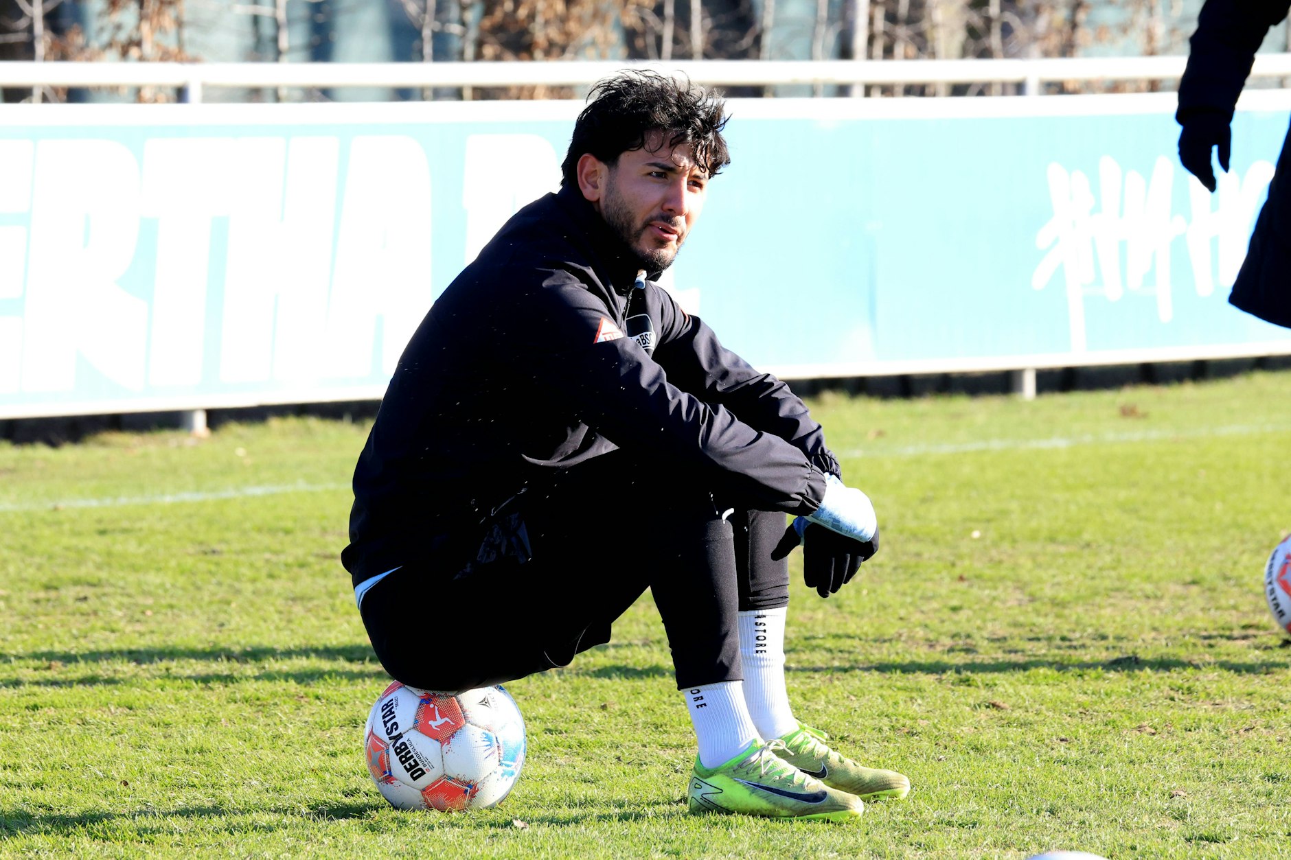 Auf Herthas Kevin Sessa wartet jetzt der Härtetest gegen den Karlsruher SC.