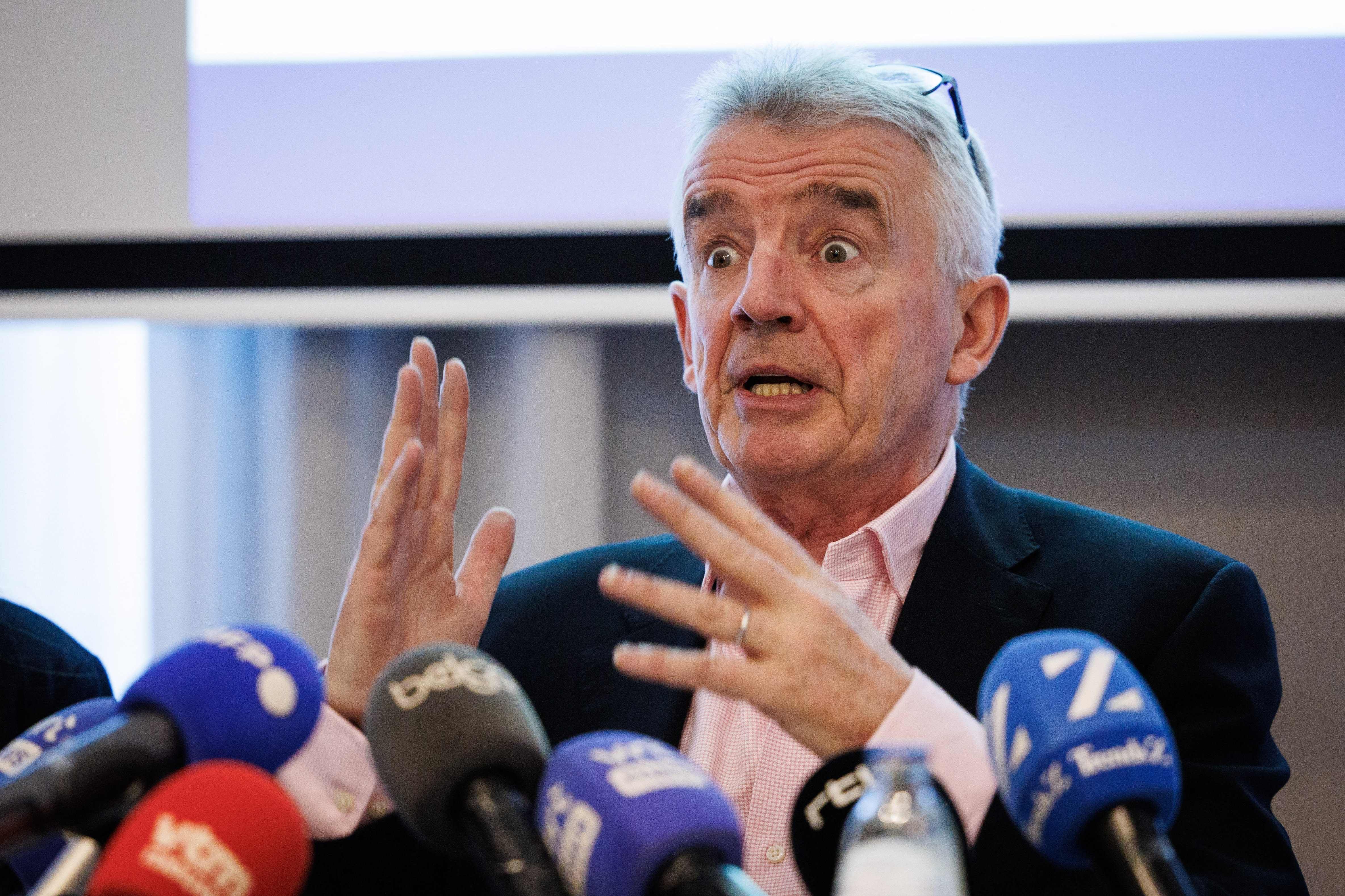 Ryanair-Chef Michael O'Leary kontert Elon Musk auf Pressekonferenz: „Besseres Investment als X“