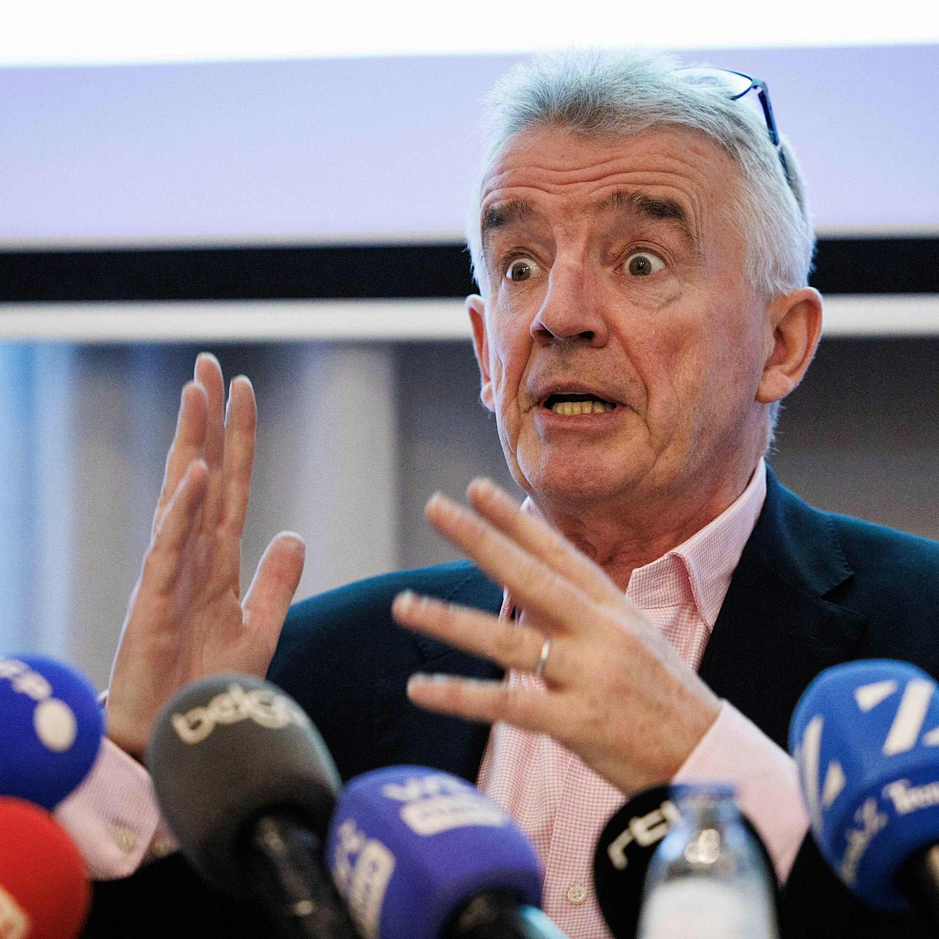 Ryanair-Chef Michael O'Leary kontert Elon Musk auf Pressekonferenz: „Besseres Investment als X“