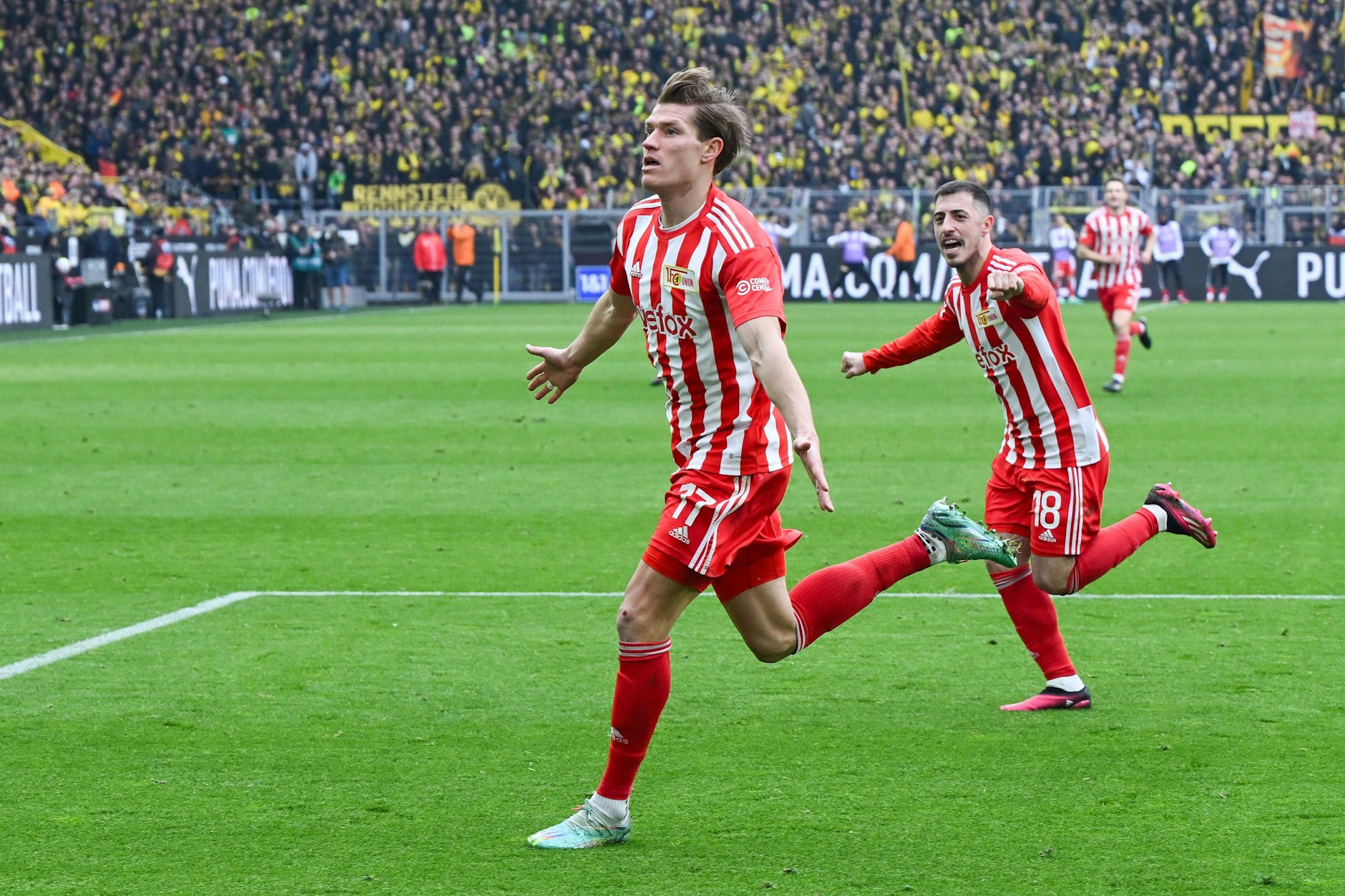 Für den 1. FC Union Berlin erzielte Kevin Behrens insgesamt 14 Tore. Seit seinem Abschied us Köpenick sorgt der Stürmer für einen Skandal nach dem anderen.