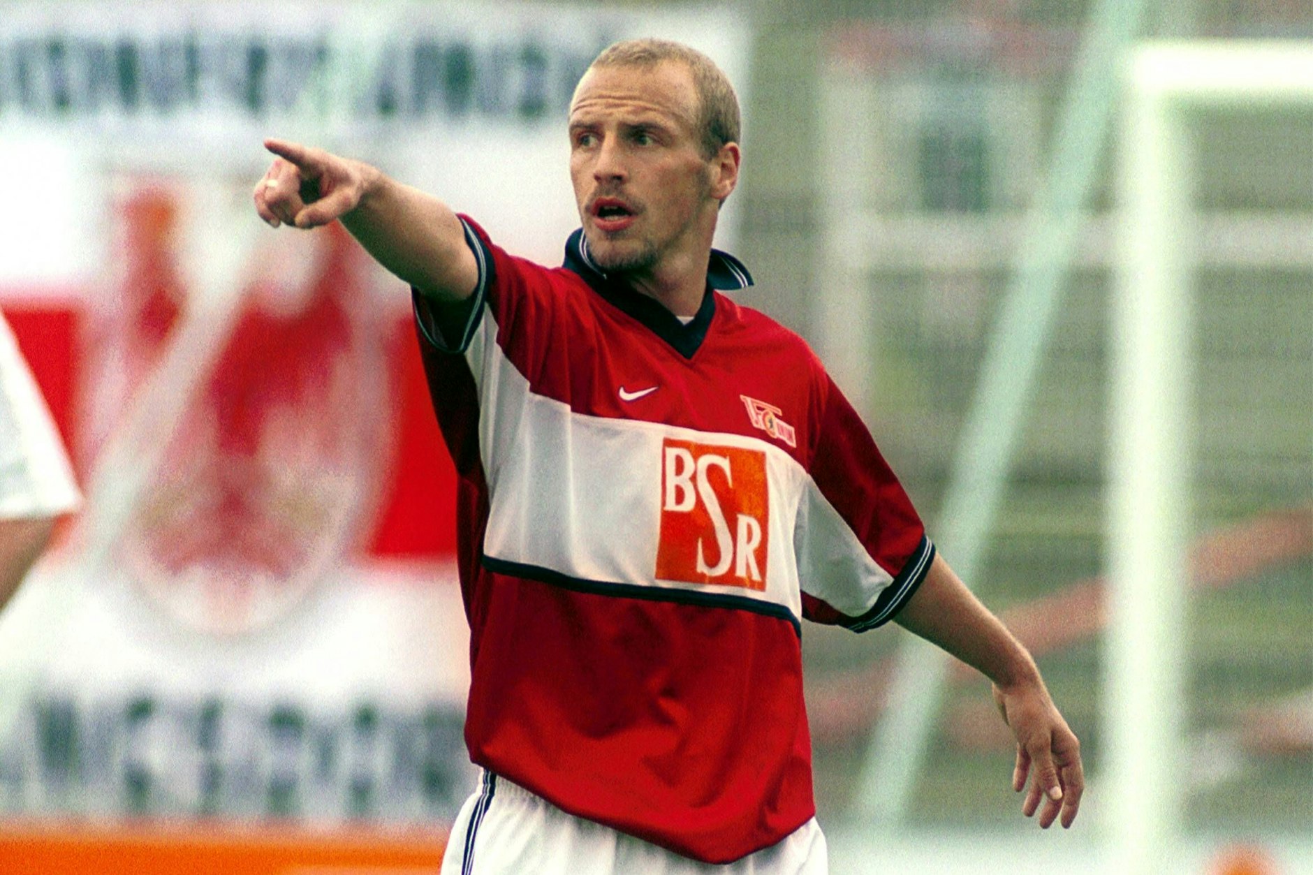 Vickys Vater Michael Zechner spielte von 1999 bis Dezember 2001 für den 1. FC Union.