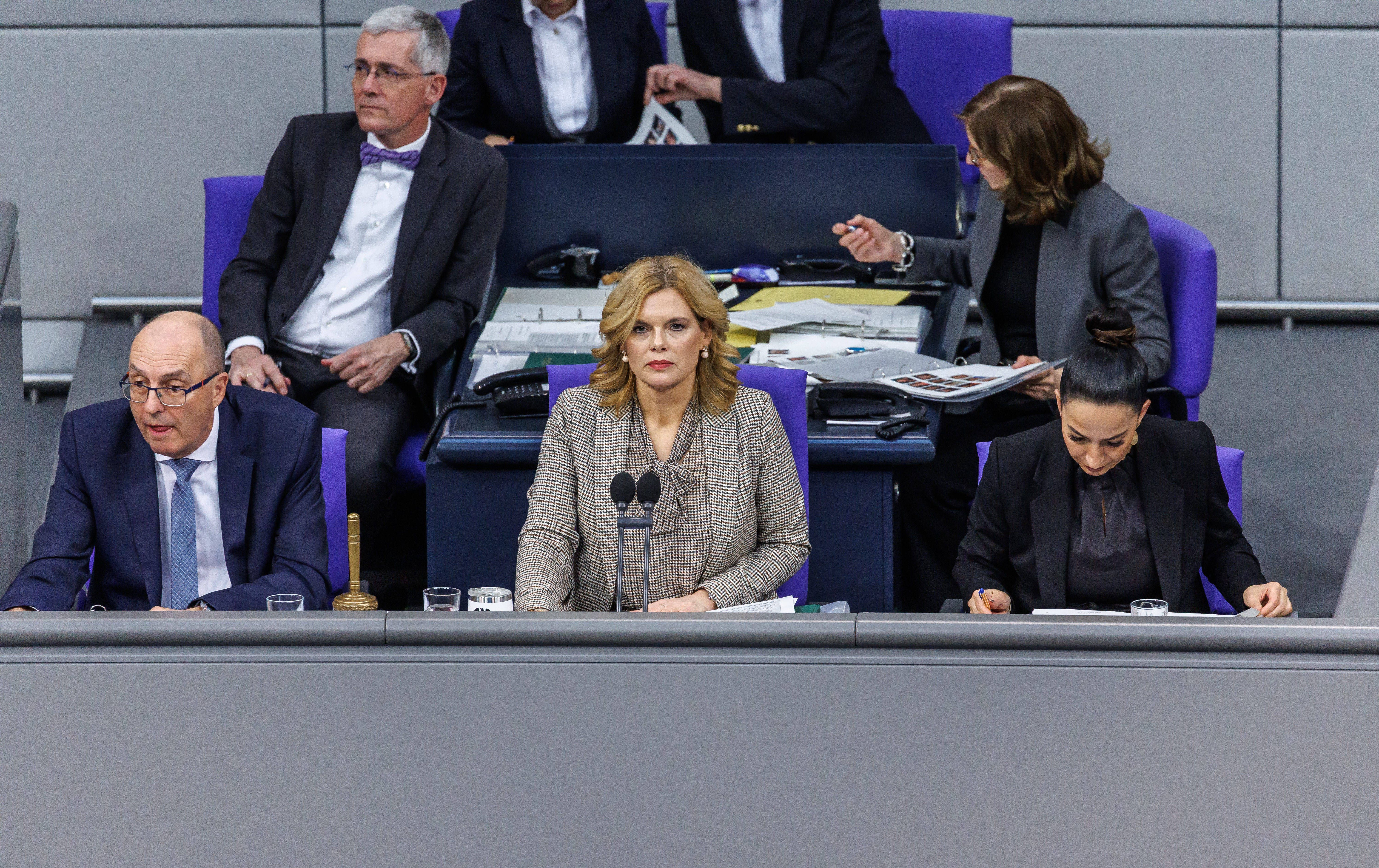 Image - Wer darf ins Parlament? Was hinter gesperrten Hausausweisen von Bundestagsmitarbeitern steckt