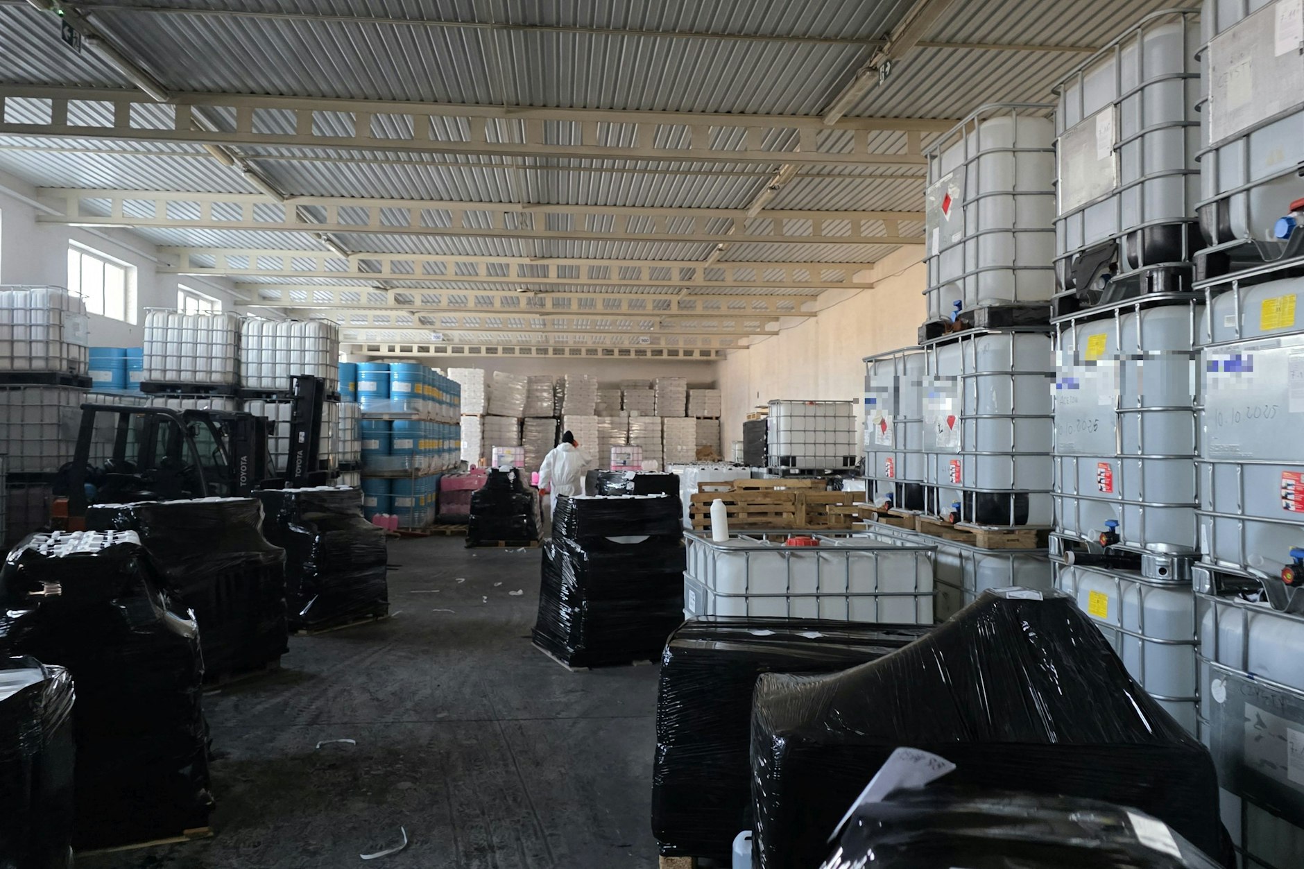 Europol hat 24 Drogenlabore auf einen Schlag aufgedeckt.