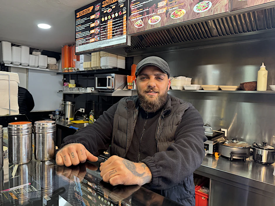 Mit alles und ohne Deutsch? Döner-Chef sauer auf Jugend-Slang