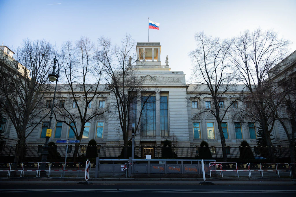 Arrest for suspected espionage for Russia: Germany expels person ...