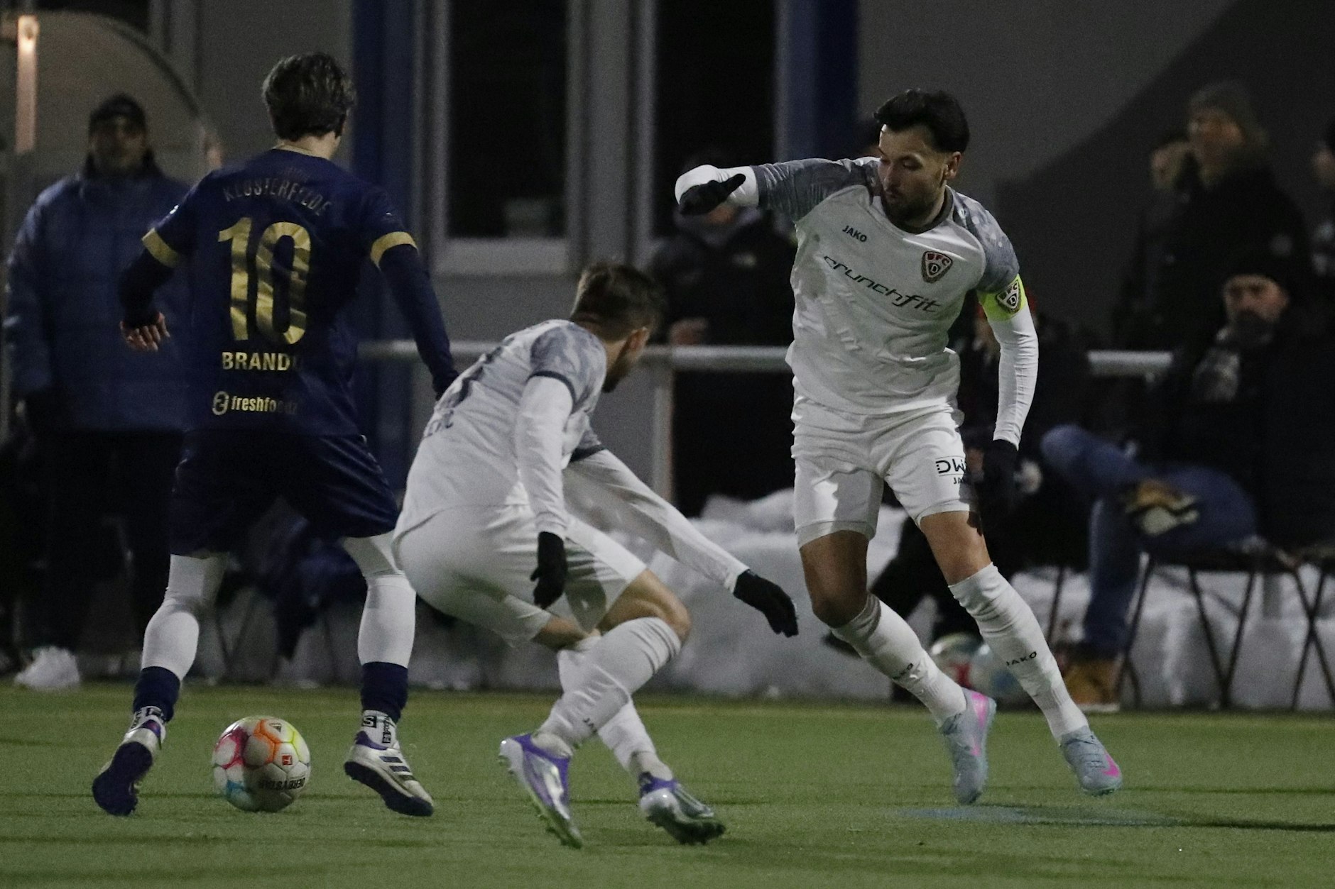 Dürfte einer der wenigen sein, die ihren Startelf-Platz bei BFC sicher haben: Kapitän Rufat Dadashov (r, hier beim Test in Klosterfelde).