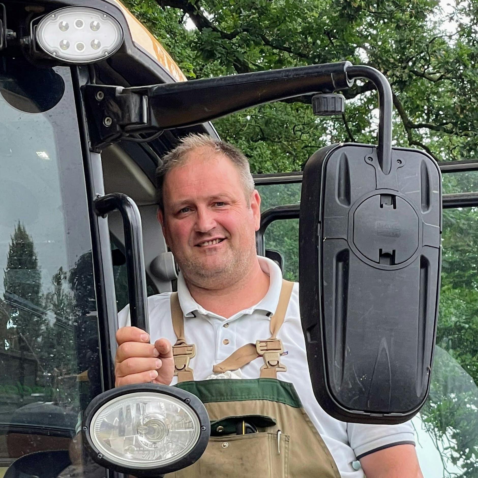 Image - Trecker auf der Autobahn: Bauern planen Blockaden an fünf A10-Auffahrten