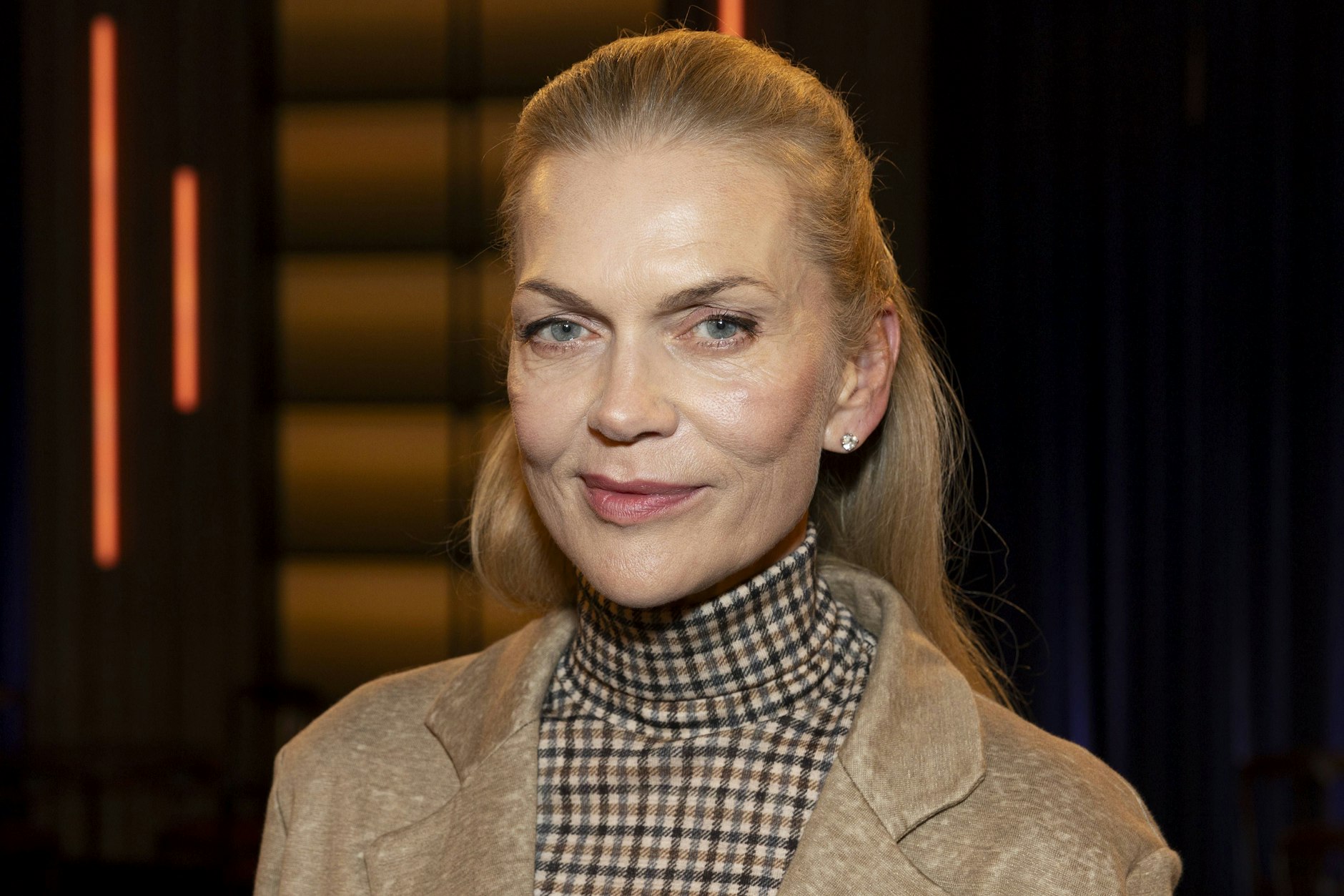 Schauspielerin Anna Loos (55) macht sich in ihrer Geburtsstadt Brandenburg nicht beliebt.