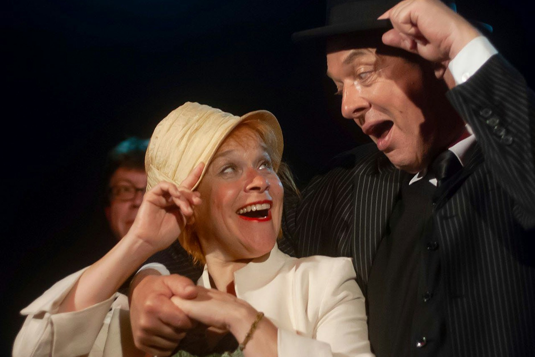 Henry Nandzik in dem Stück „Ich hätt’ getanzt heut’ Nacht“ im Brandenburger Theater