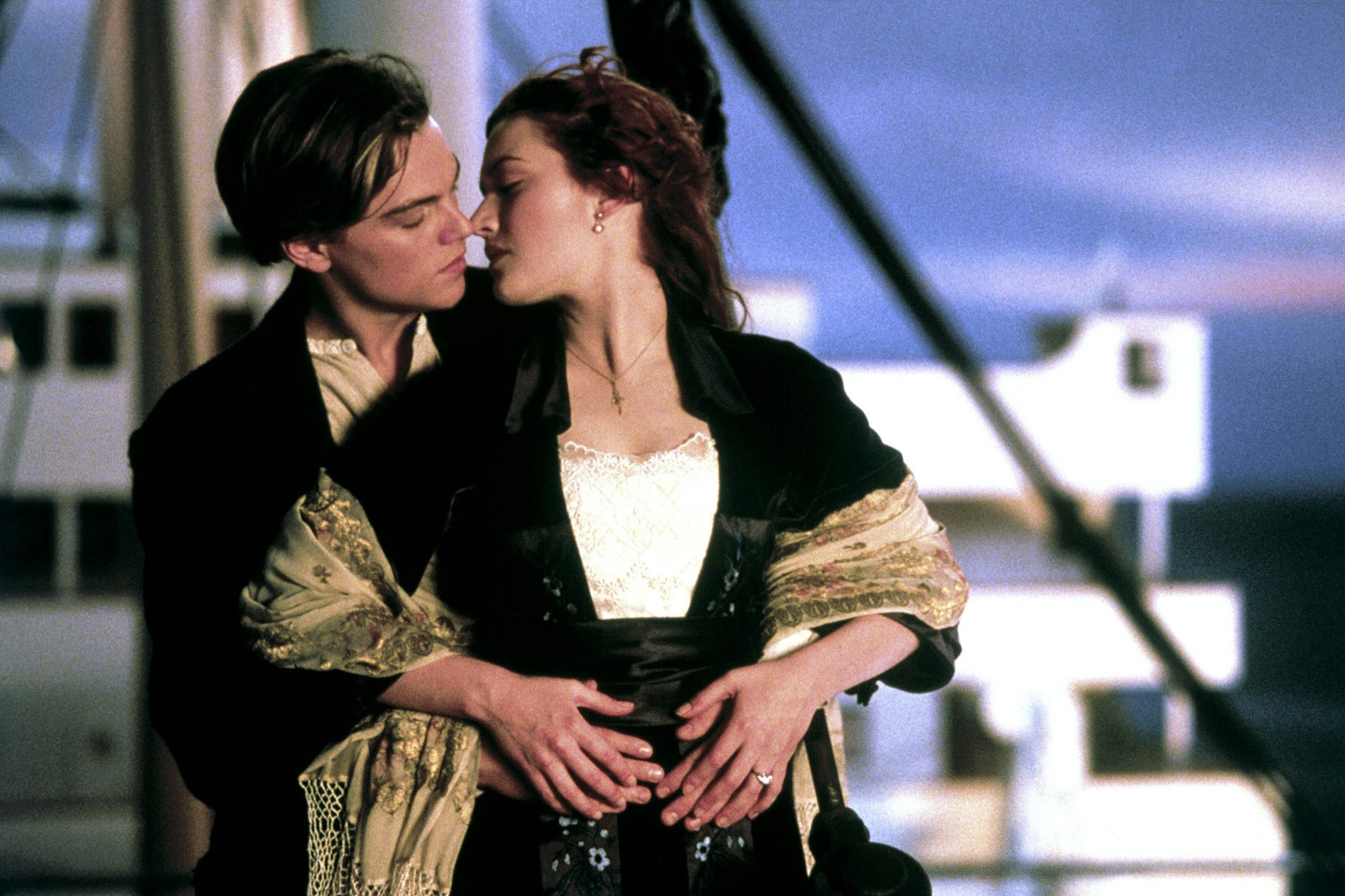 Wenn Leo und Kate sich auf der Titanic küssen, schlagen die Herzen der Deutschen höher.