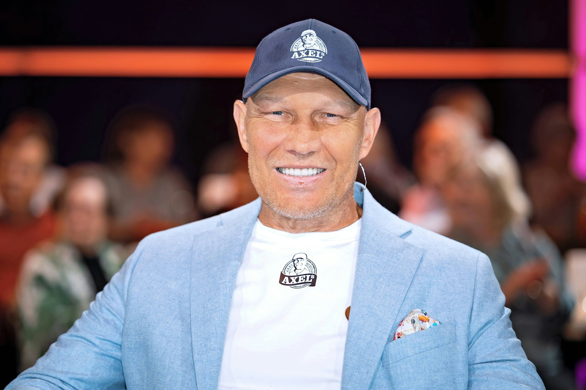 Box-Legende Axel Schulz weiß, wann er ins Dschungelcamp ziehen wird.