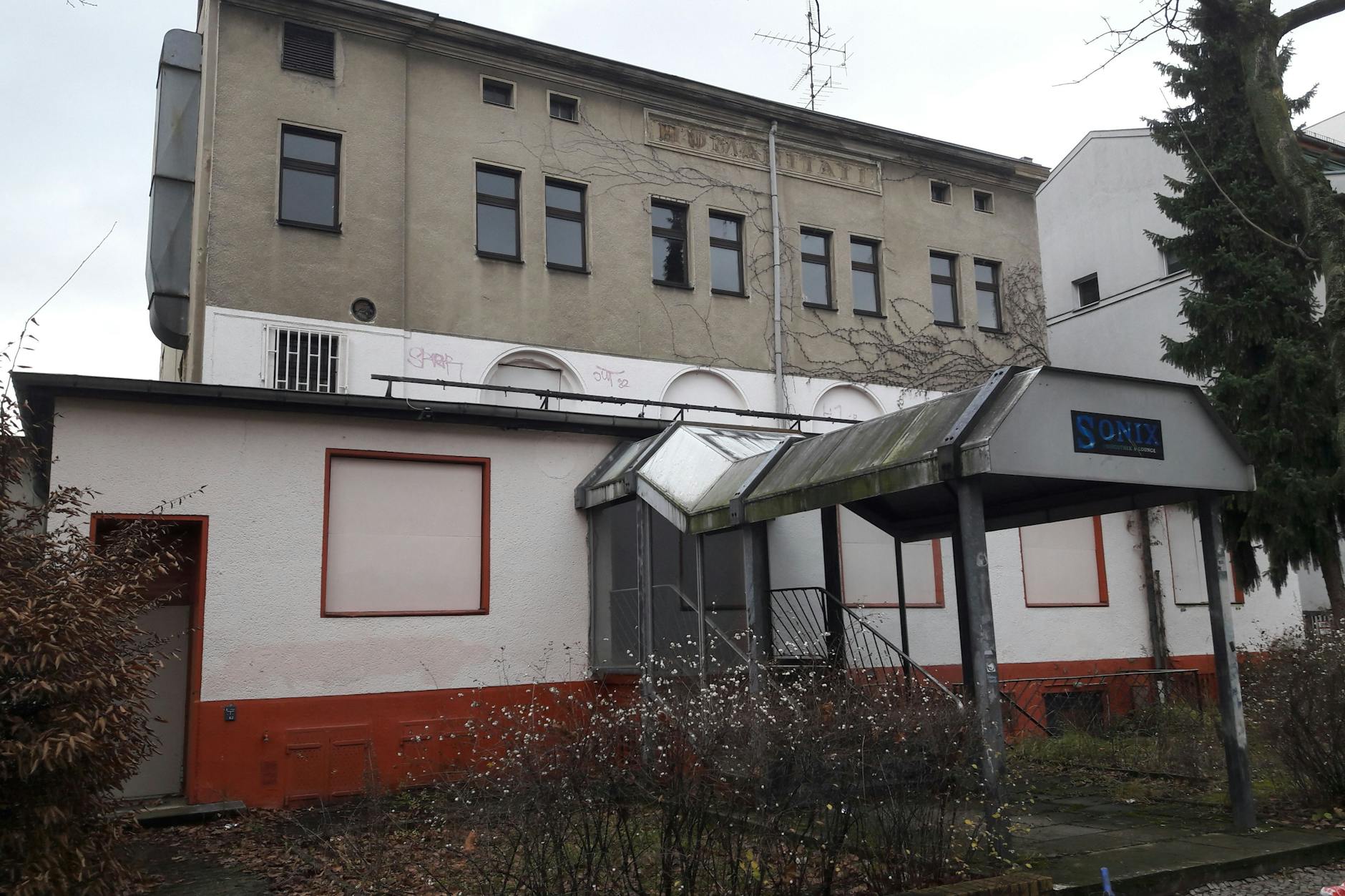 Das „Pop Inn“ in der Ahornstraße 15a in Steglitz-Zehlendorf ist dauerhaft geschlossen.