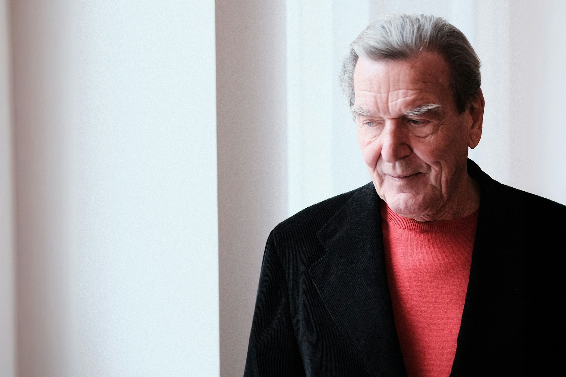 Bundeskanzler a.D. Schröder: „Ich sehe keine systematische Anstrengung, den heutigen Umbruch als Ganzes zu erfassen.“