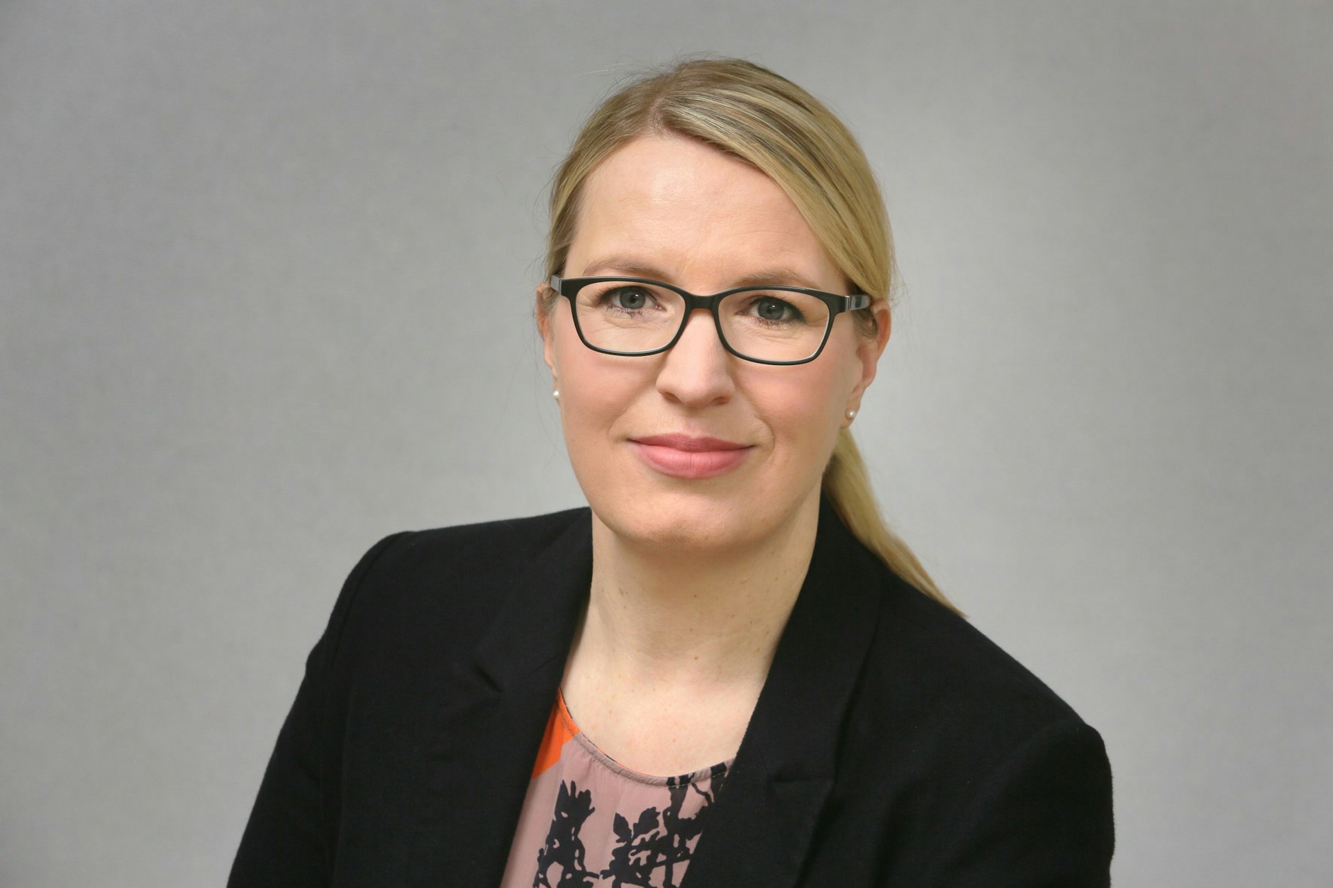 Die Potsdamer Historikerin Maria Schultz leitet seit 2021 die Stiftung Gedenkstätte Lindenstraße.