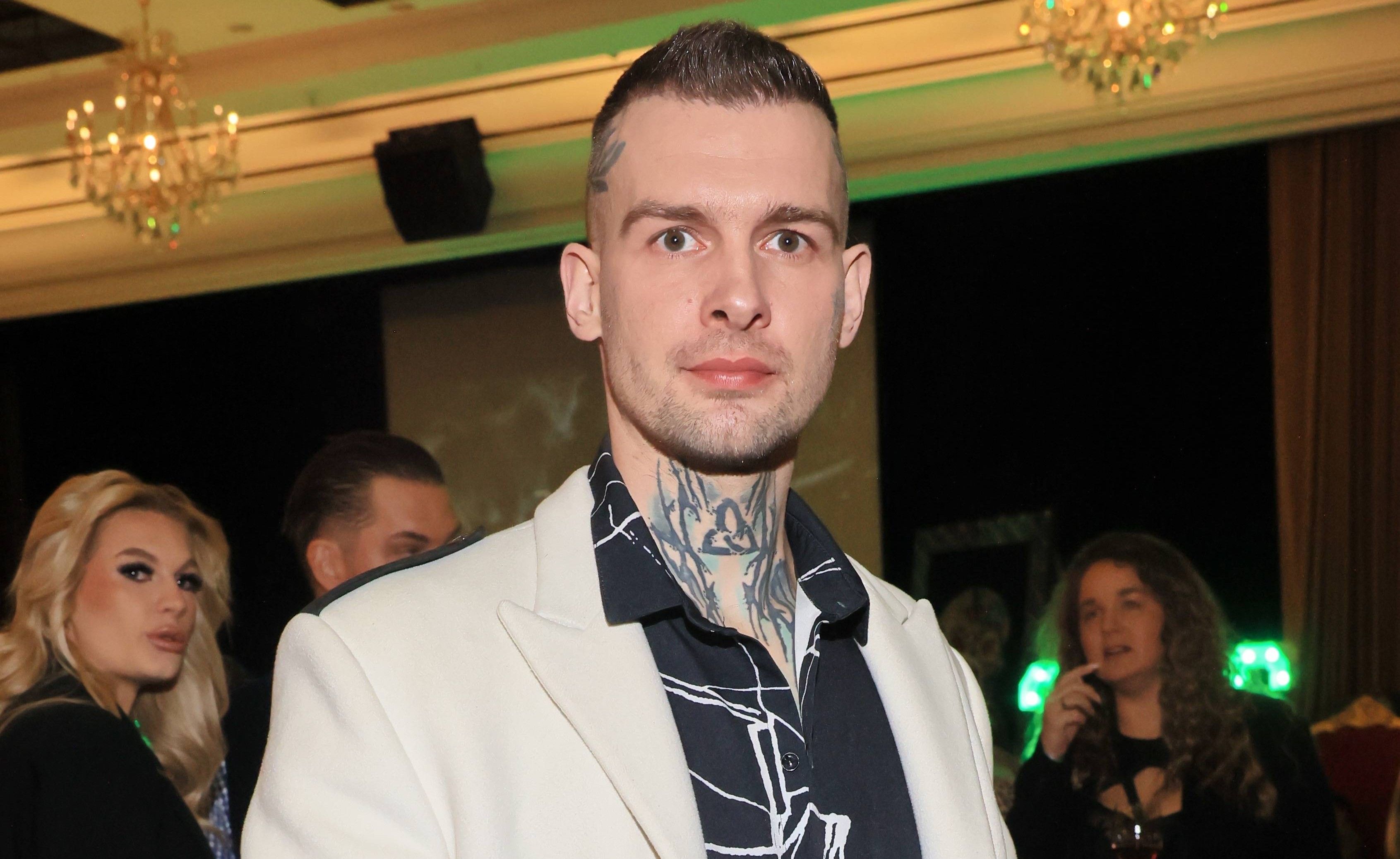 Eric Stehfest flüchtet vor Dilara Kruse – Konfrontation vor der Kamera