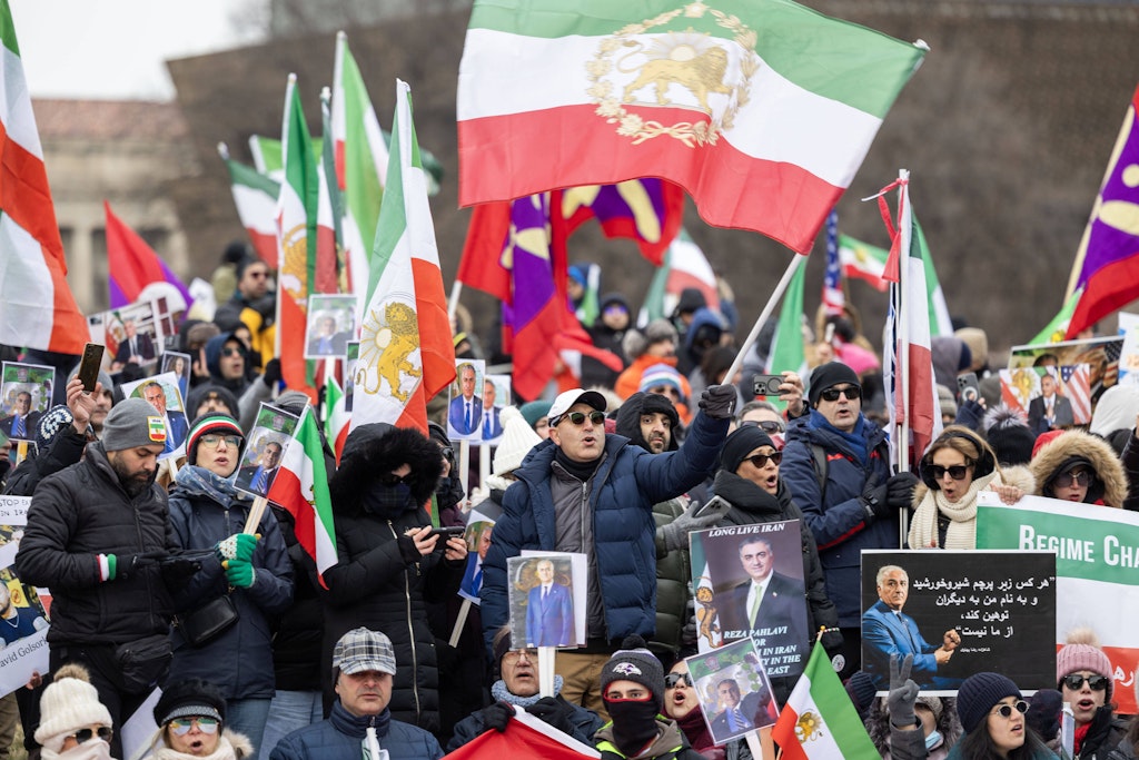 Bericht: Zahl der Toten im Iran soll innerhalb von zwei Tagen auf 30.000 angestiegen sein