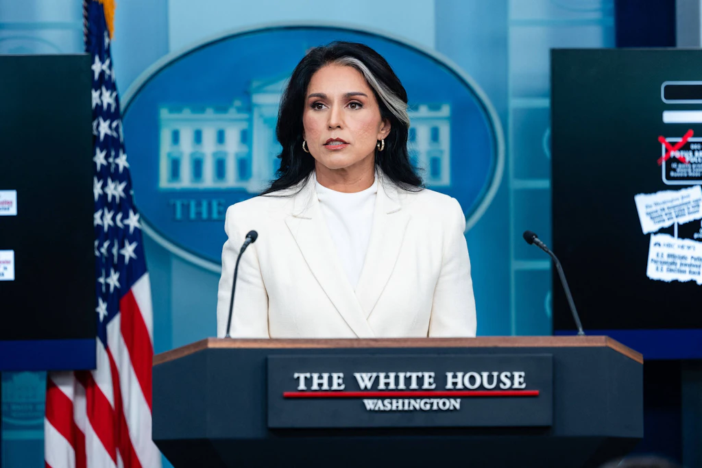 Tulsi Gabbard, Direktorin des Nationalen Nachrichtendienstes der USA, ist höchst umstritten.