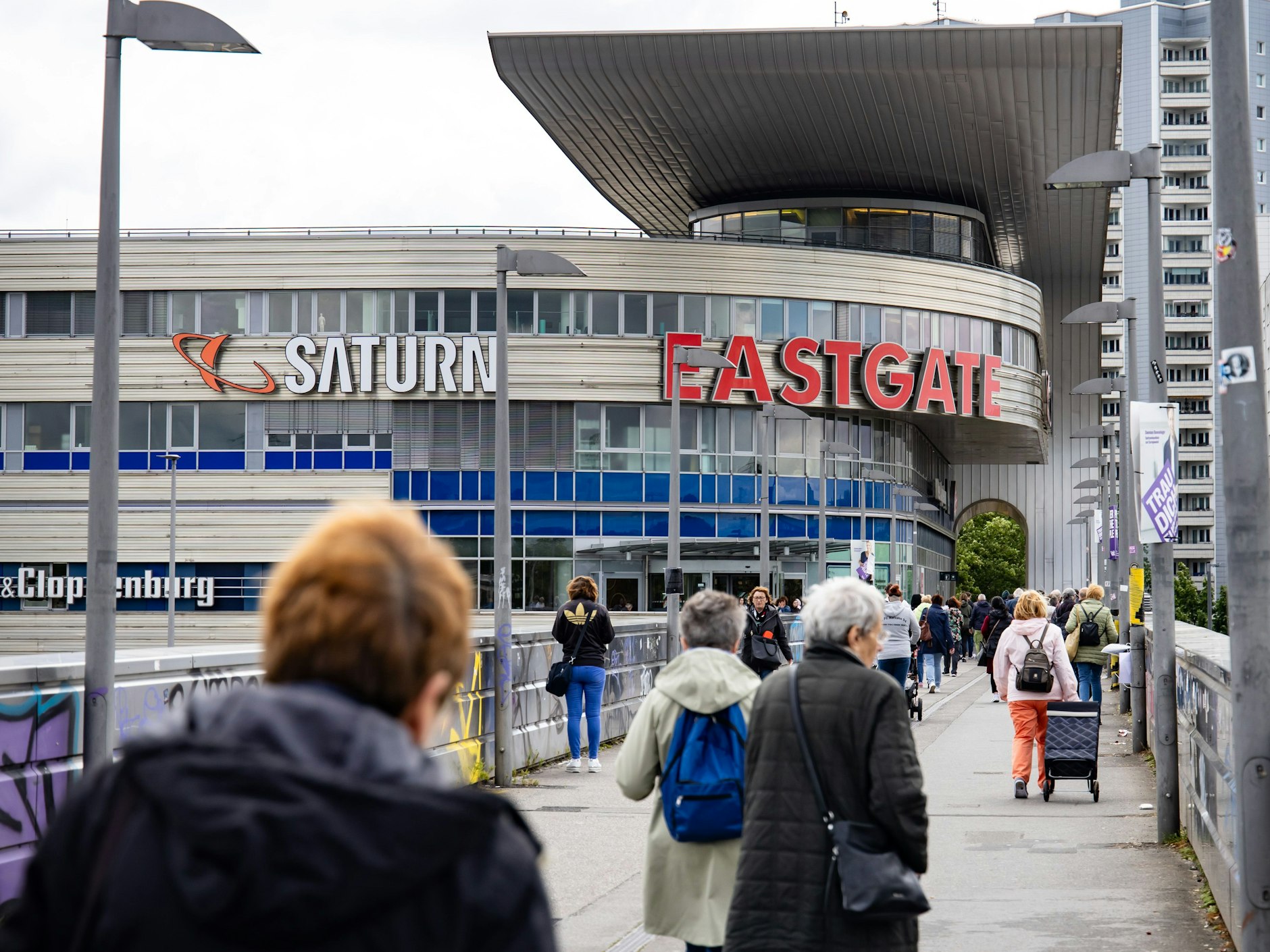 Von 12 bis 18 Uhr sind die Läden im Shoppingcenter Eastgate in Mrzahn geöffnet.