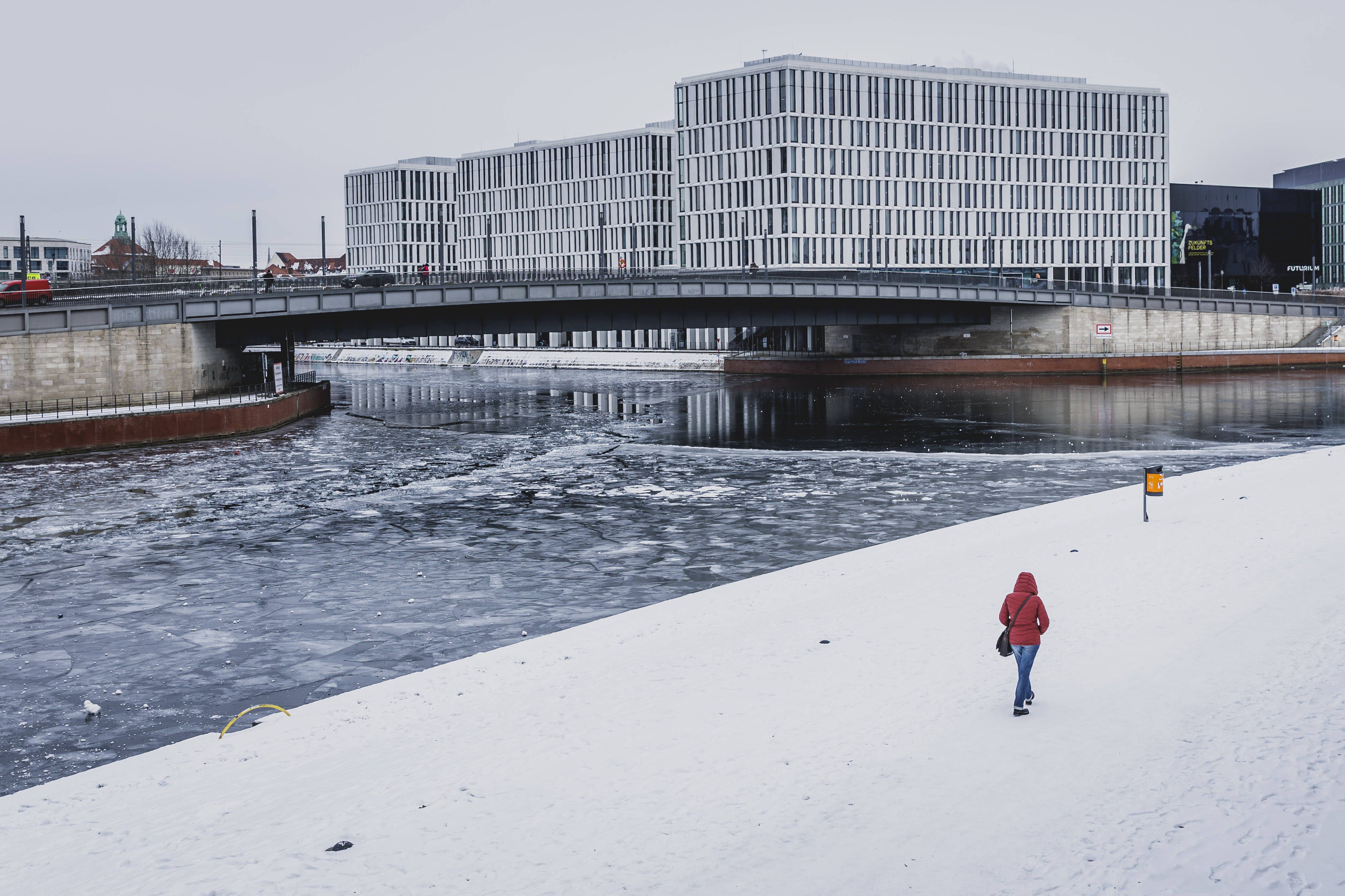 Image - Wetter in Berlin aktuell: Neuer Wintereinbruch mit Schnee und Eis kommt