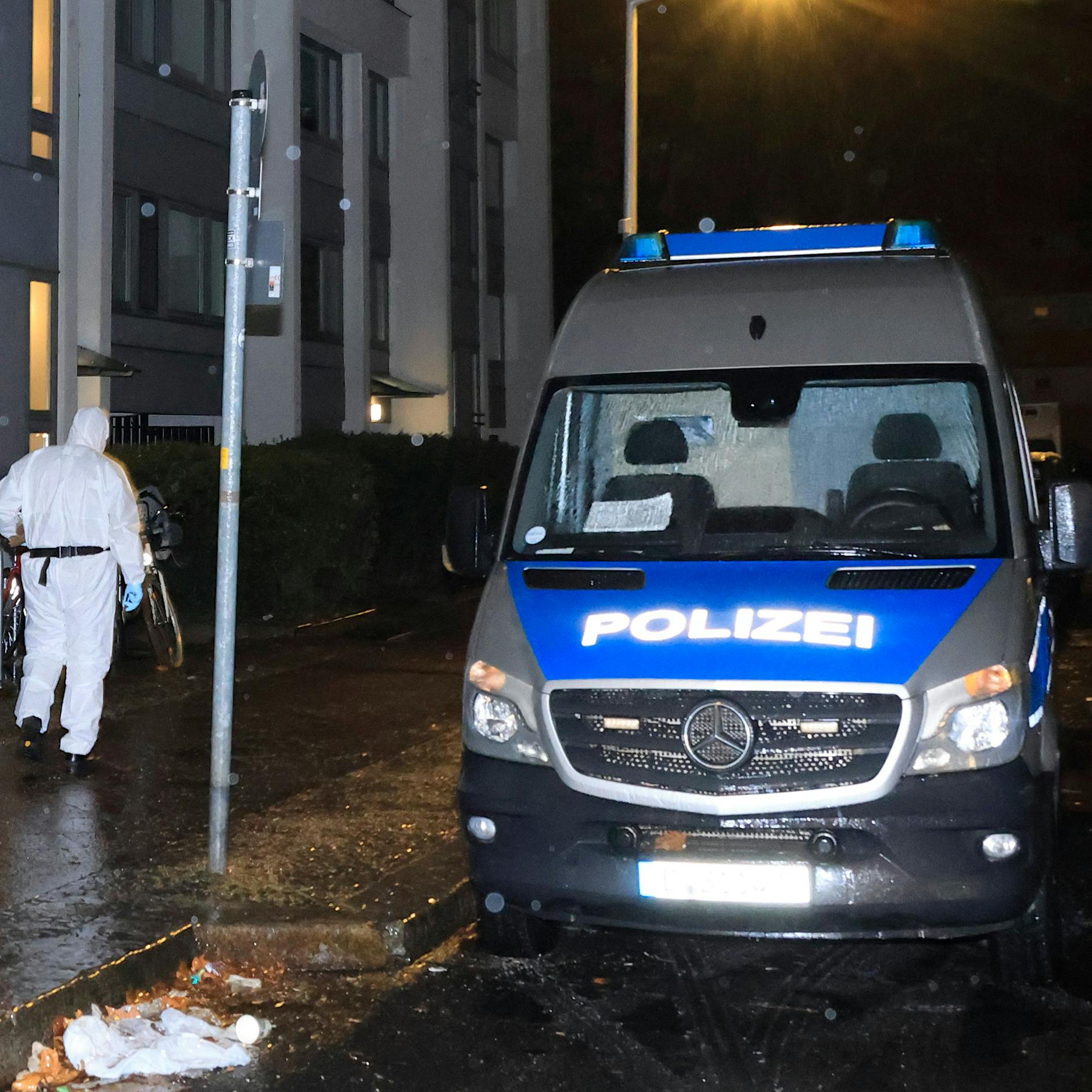 Familienstreit eskaliert: Schüsse und Verletzte schockieren Nachbarn