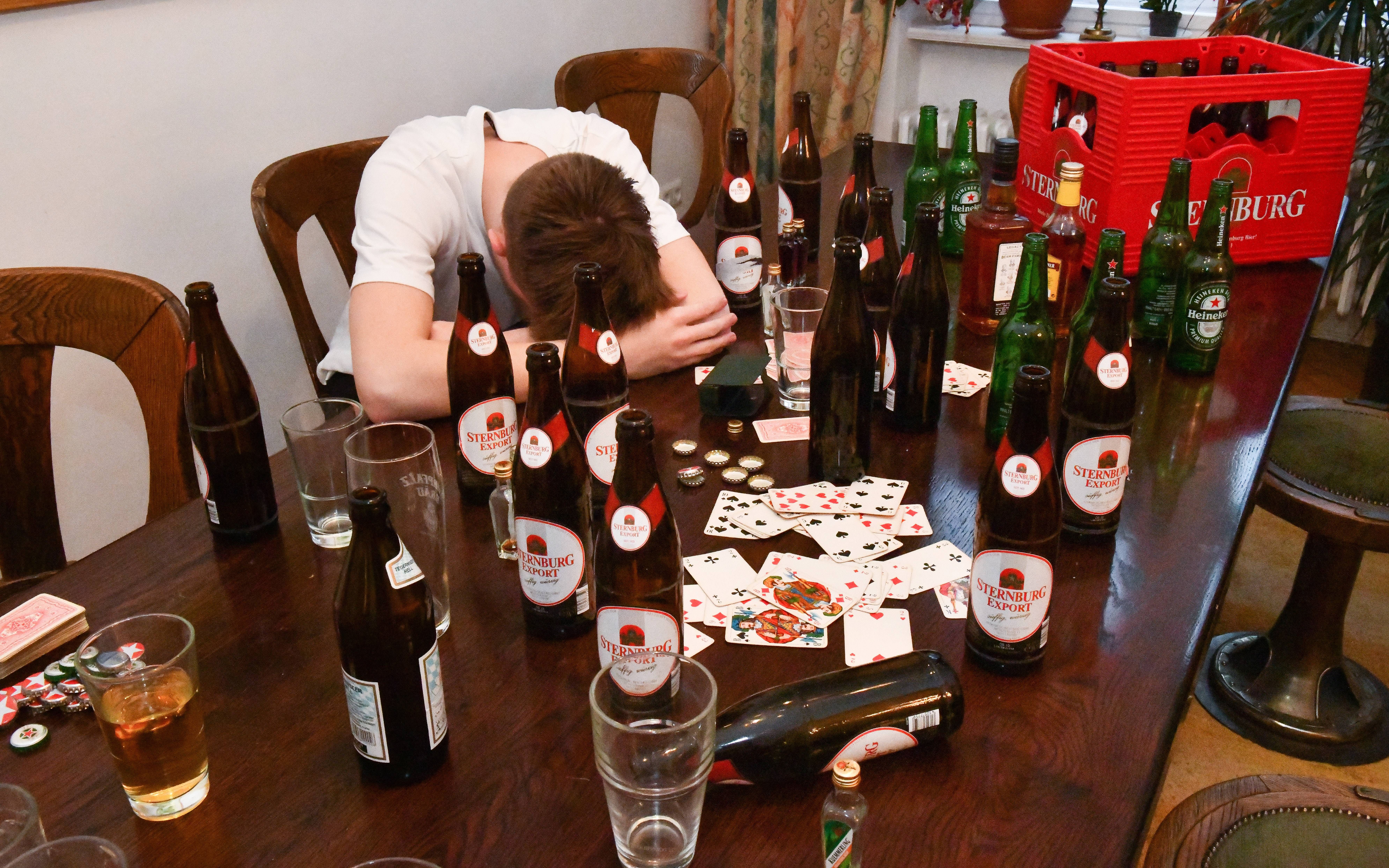 Viel Bier um nichts: Lichtenbergs erste BVV nach dem Alkoholverbot-Aus