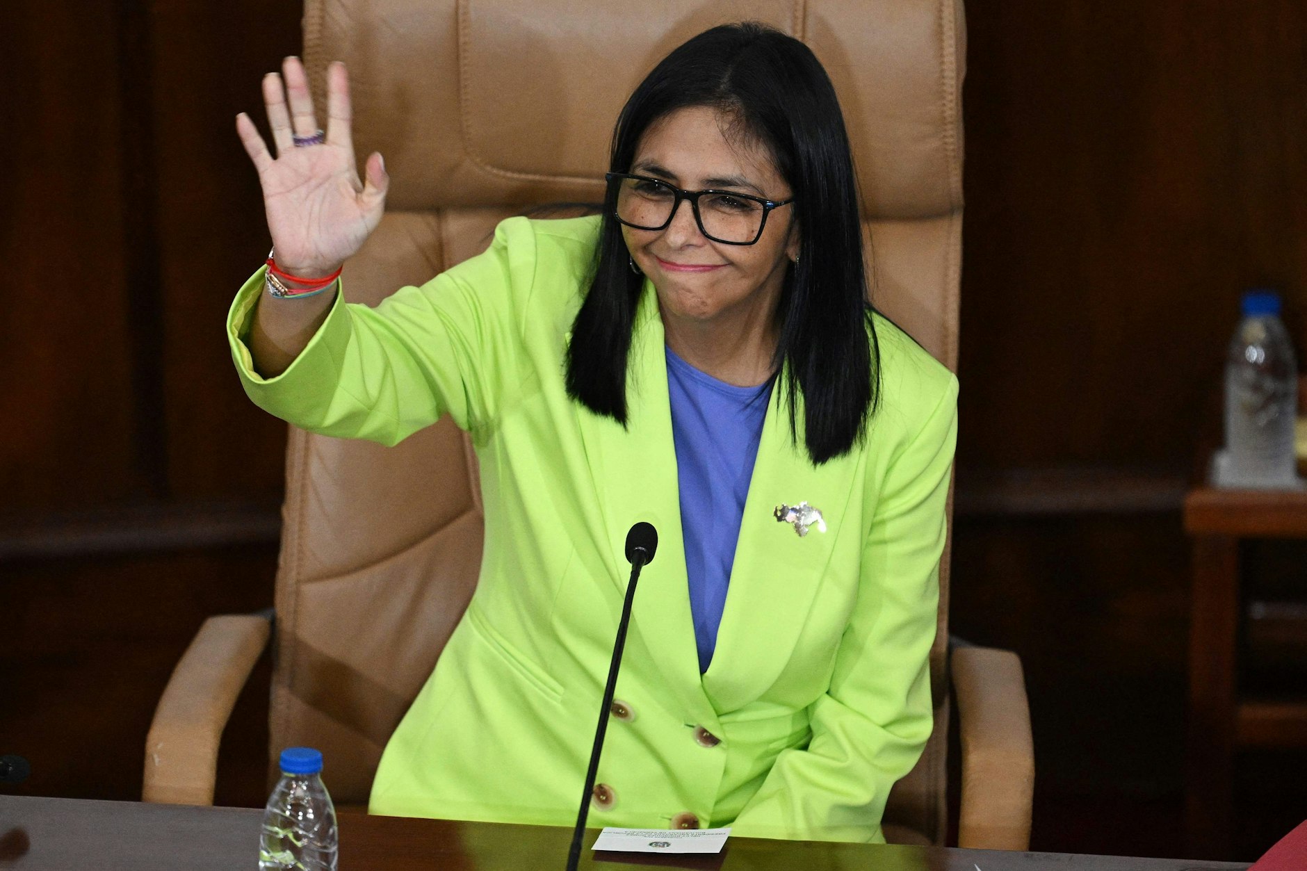 Venezuelas Übergangspräsidentin Delcy Rodriguez fordert ein Ende der amerikanischen Einmischung in ihrem Land.