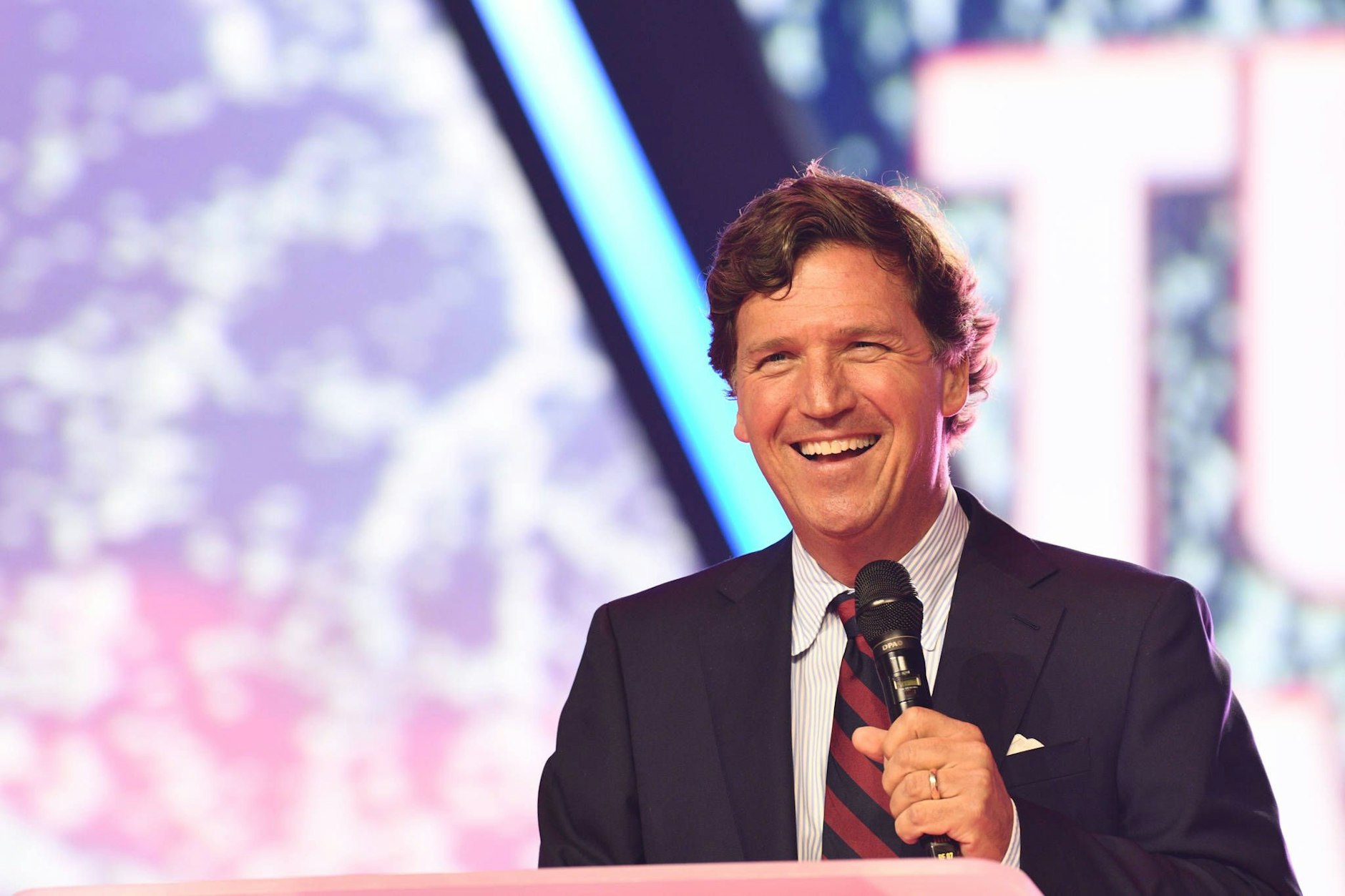 Tucker Carlson bei einer Rede in Phoenix, Arizona, beim America Fest, der jährlichen Konferenz der konservativen Organisation Turning Point USA.<strong></strong>