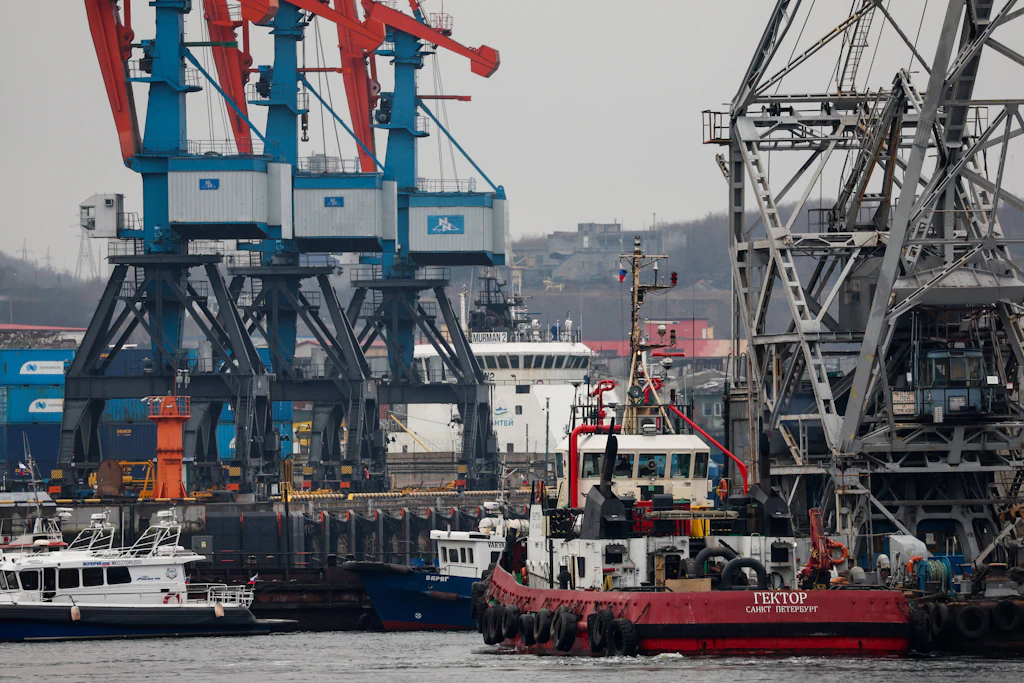 Murmansk, die größte Stadt nördlich des Polarkreises, die Russlands wichtigsten arktischen Hafen beherbergt.
