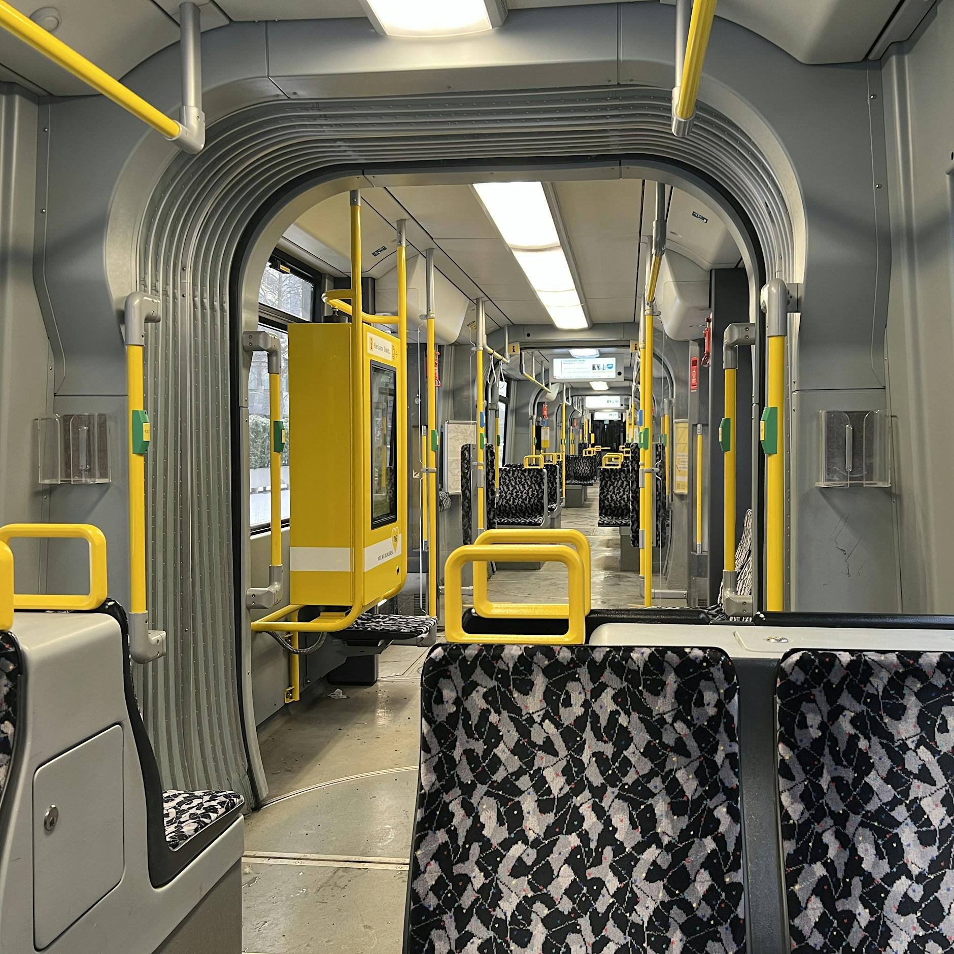 Die M5 fährt wieder – und keiner bekommt es richtig mit