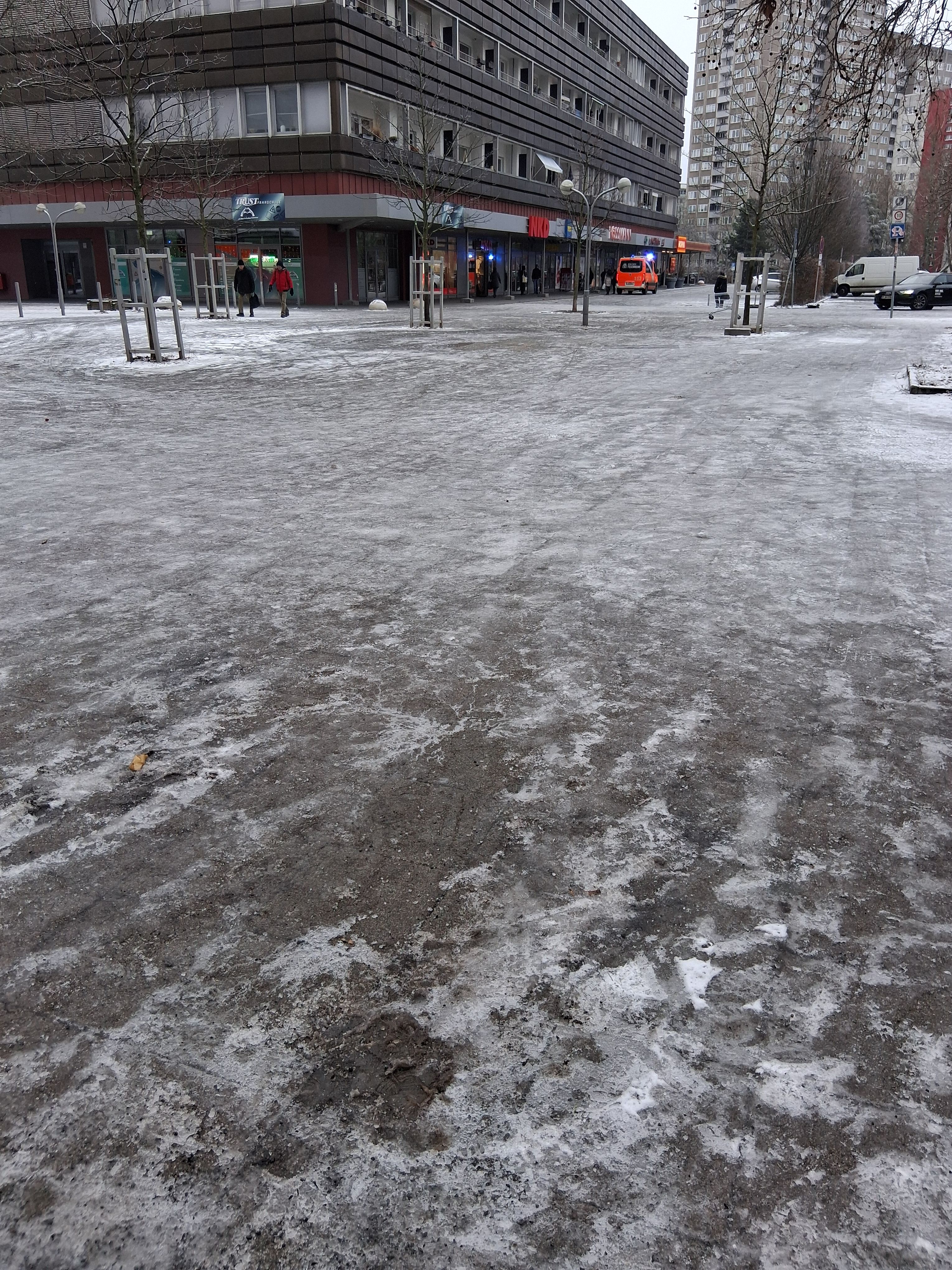 Berliner Winterchaos und die „Eishölle“ von Lichtenberg