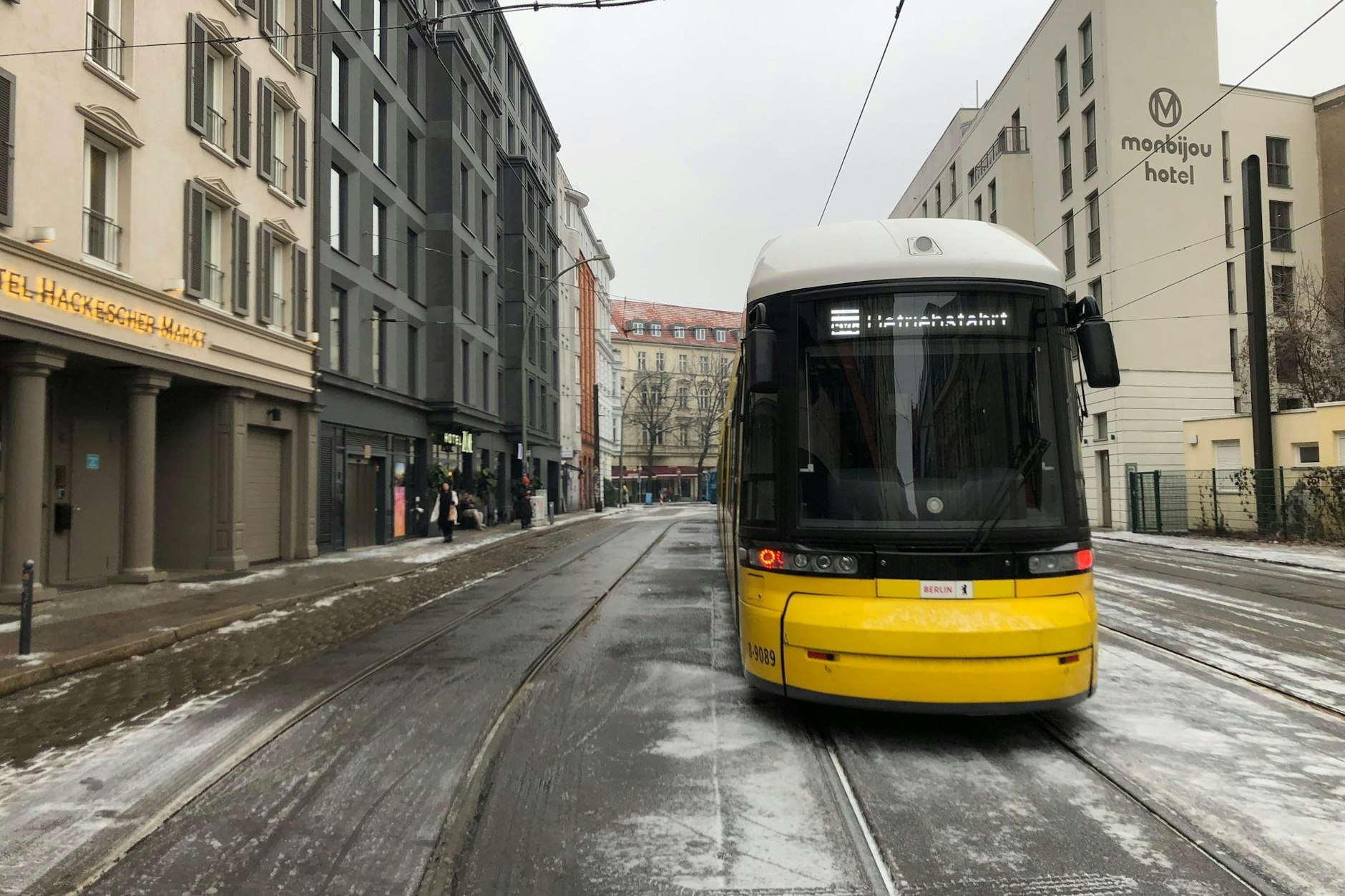 Weiterhin fahren viele Straßenbahnen nur eingeschränkt.