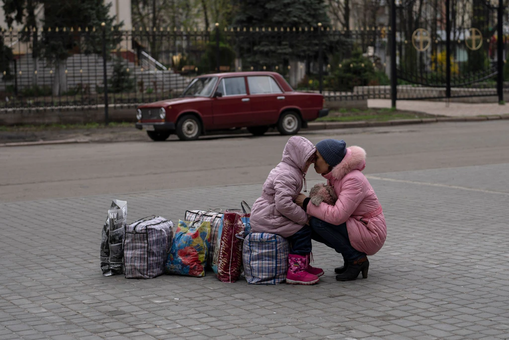 Junge Ukrainer verlassen ihr Land: Sorge vor Massenabwanderung wächst