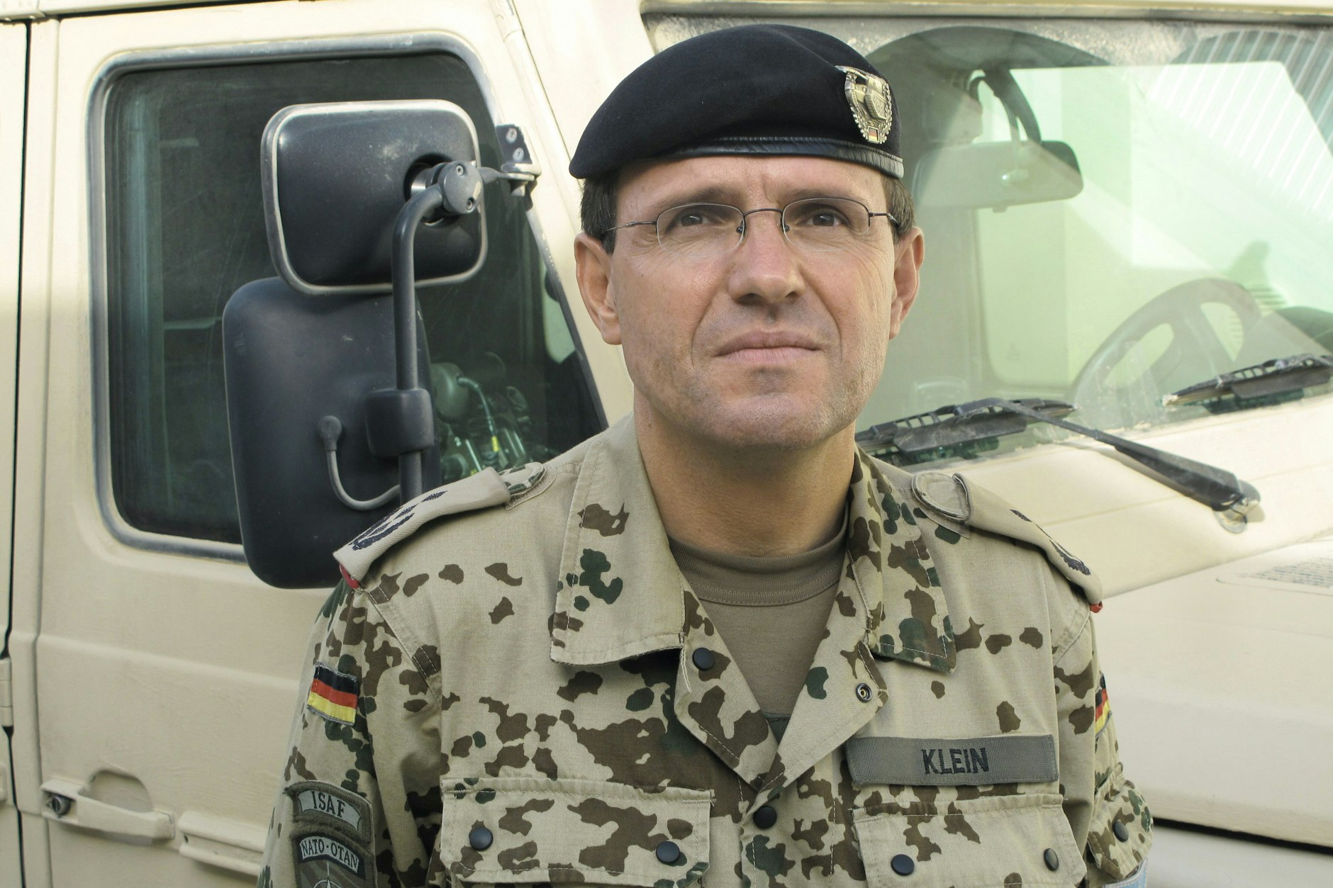Der damalige Oberst Georg Klein, der damalige Kommandeur des zivil-militärischen Wiederaufbauteams in Kundus, aufgenommen am 14.08.2009 in Kundus.
