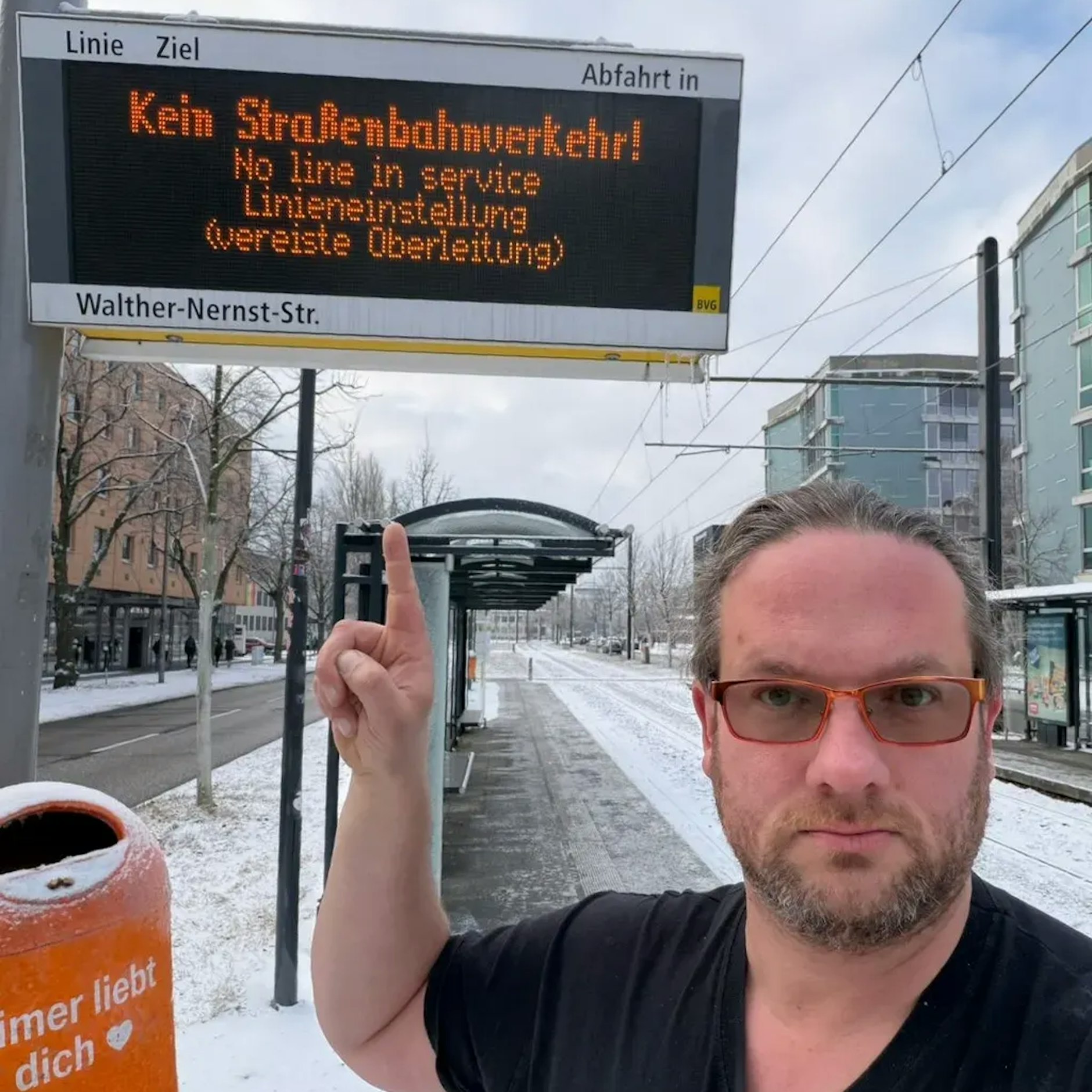 Fahrgastverbandsvize Christian Linow (45) fordert für alle Fahrgäste von der BVG Erstattungen.