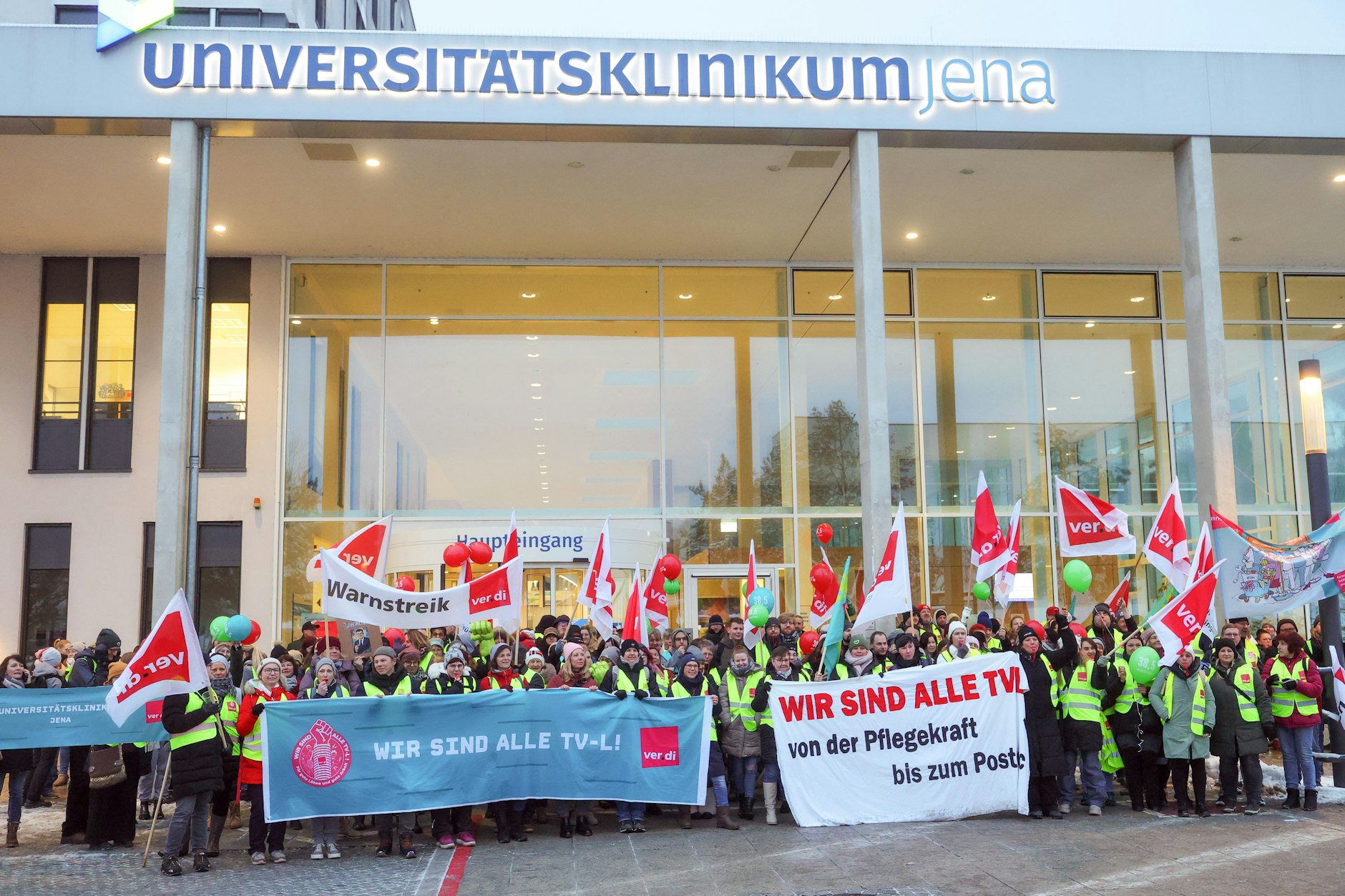 Auch heute werden Warnstreiks an Universitätskliniken fortgesetzt.