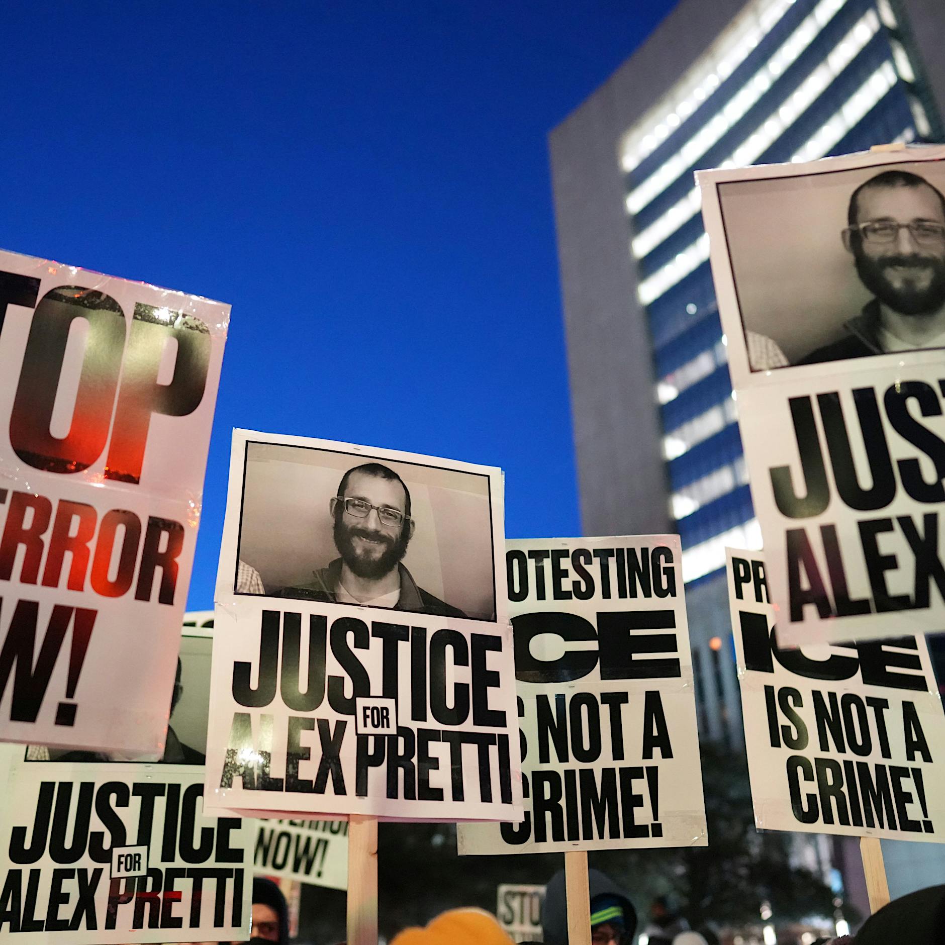 Tödliche Schüsse in Minneapolis: Zwei US-Beamte offenbar suspendiert