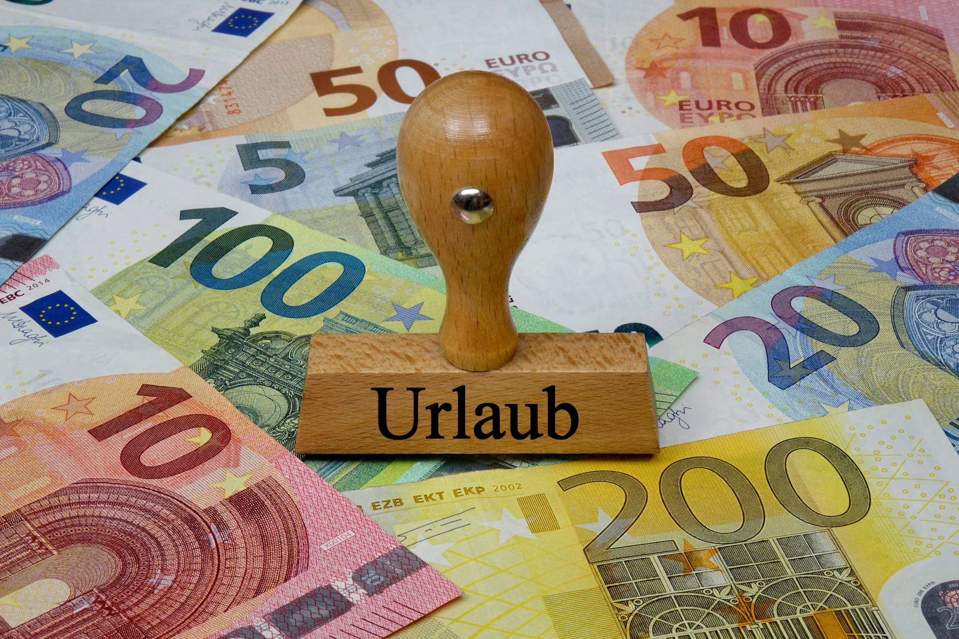 Experten kritisieren: Mit dem Sonderurlaub für Beamte wurden Steuergelder verschwendet. Aber: Liegt hier auch Untreue vor?