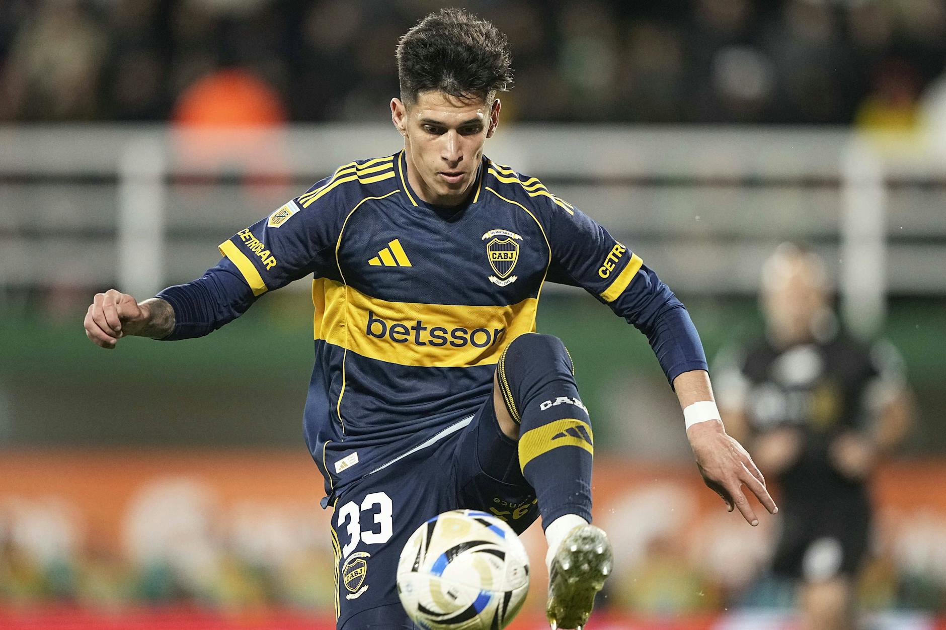 Brian Aguirre geht im Tauschgeschäft mit Ascacibar von Boca Juniors zu Estudiantes.
