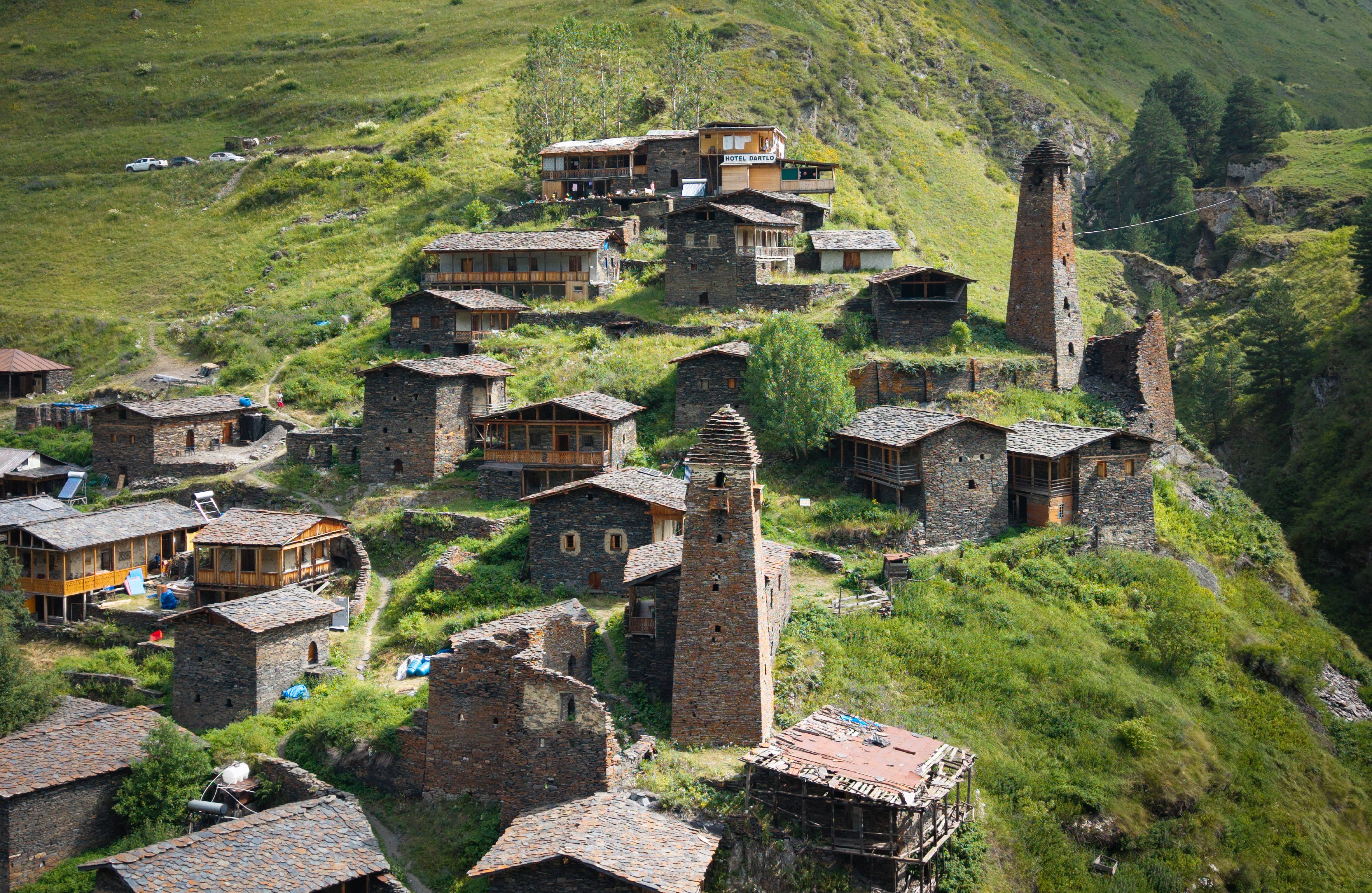 Image - Zwischen Wolkentürmen und Wunden: Georgier und Tschetschenen im Hohen Kaukasus