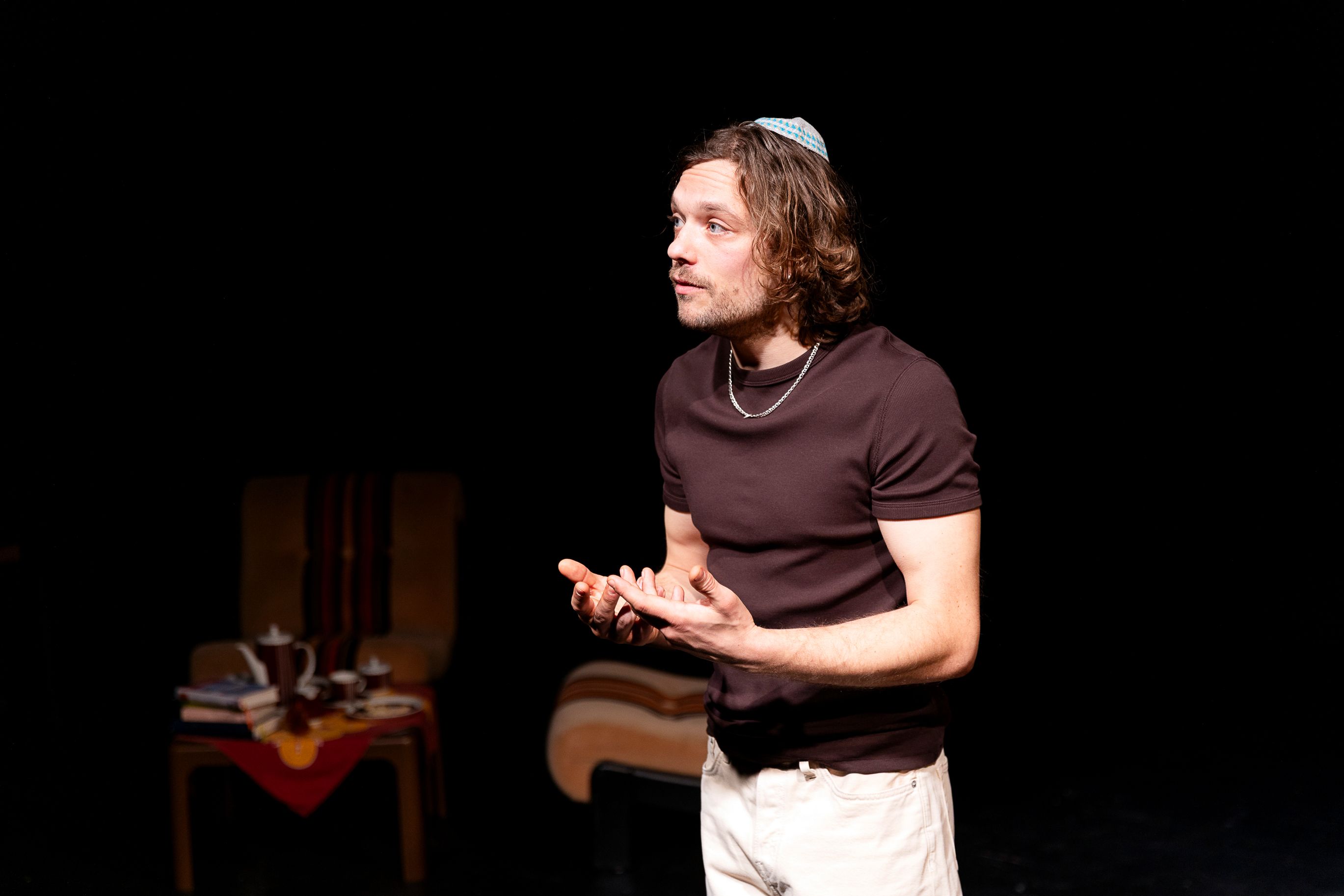 Viel brillanter als Fabian Wolff: Moritz Kienemann in „Fake Jews“