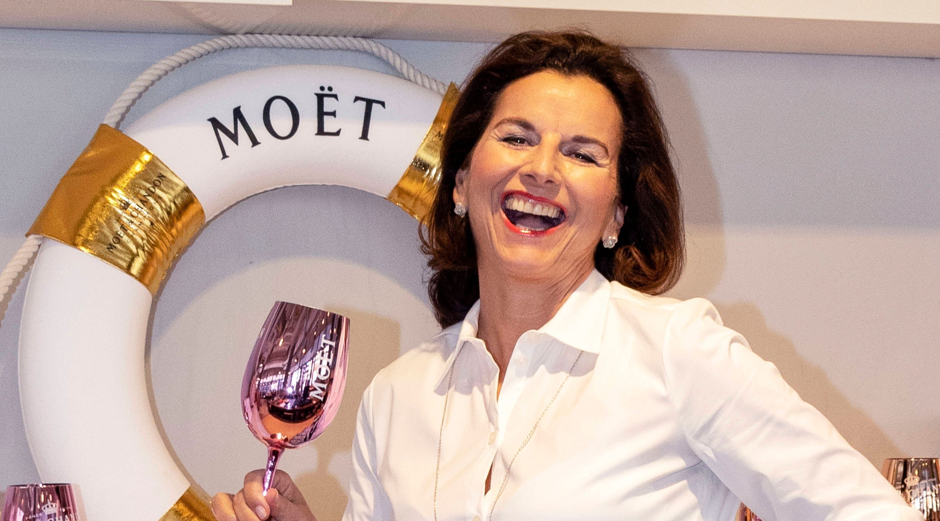 Claudia Obert verstößt gegen RTL-Vertrag und haut aus Hotel ab