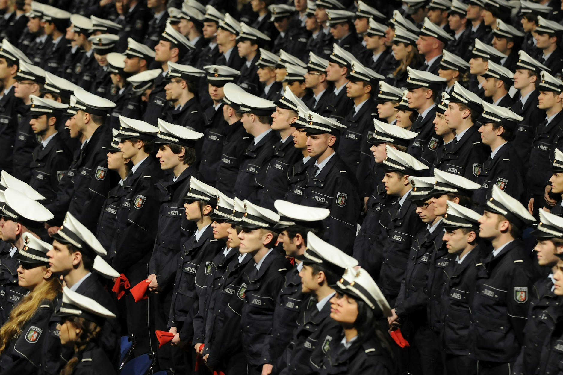 Polizeianwärter aus Brandenburg haben sich rassistisch, homophob und staatsfeindlich geäußert (Symbolfoto).