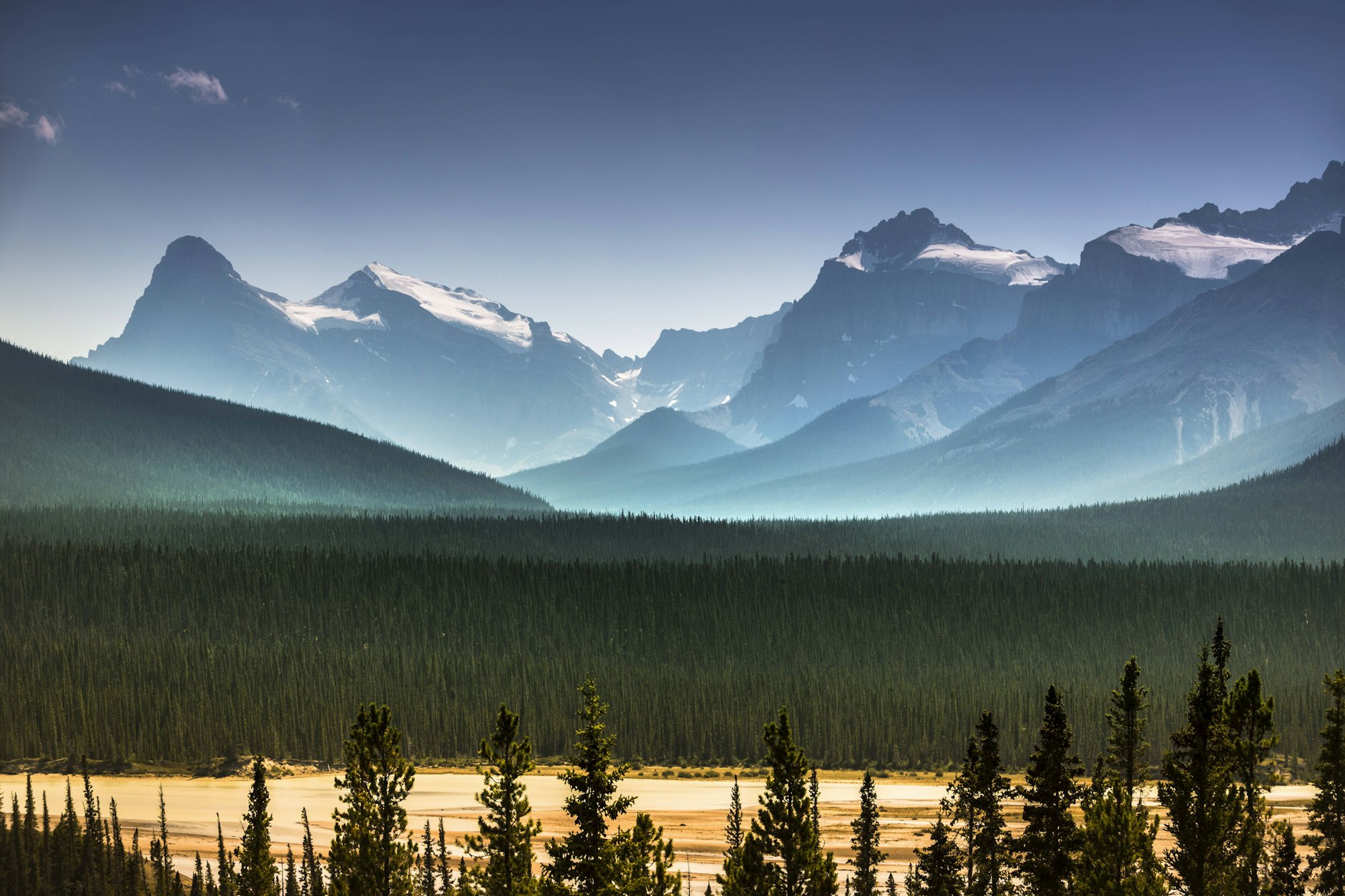 Die Rocky Mountains in der kanadischen Provinz Alberta