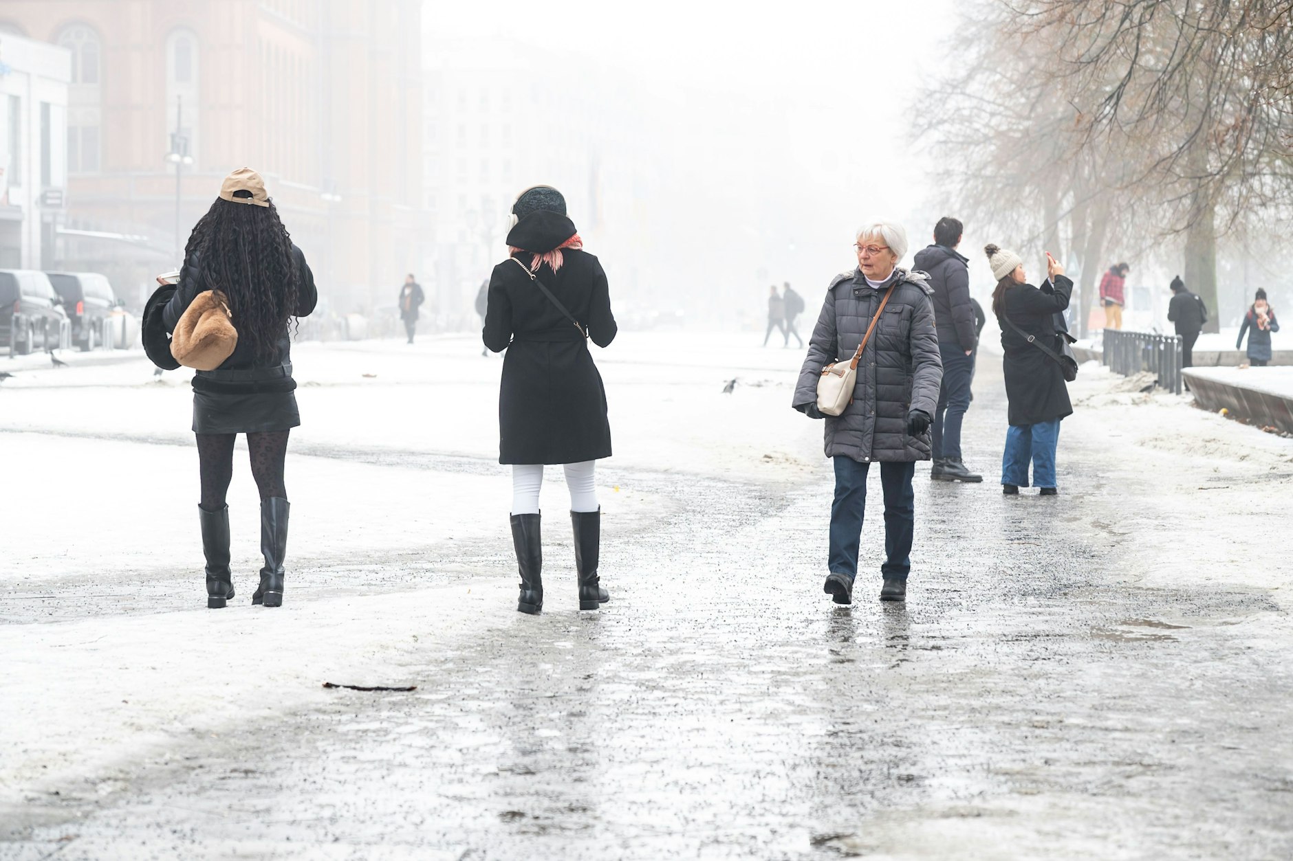 Gibt es auch in Berlin noch einmal Schnee? Im Moment sieht es nicht danach aus, die Lage kann sich aber natürlich auch jederzeit ändern.